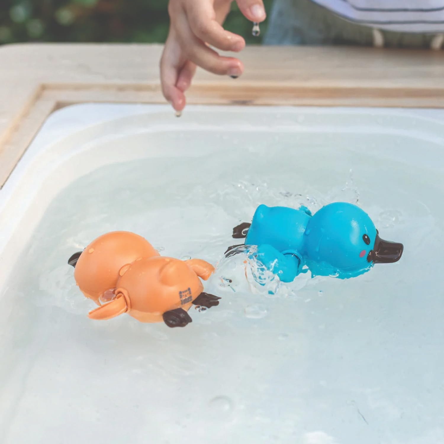 Tiger Tribe Bath Racers &ndash; Platypuses, 2-Pack Wind-Up Bath Toy Racers, Battery-Free, Fine Motor & Cause-Effect Fun for Toddlers, Ages 18 M+