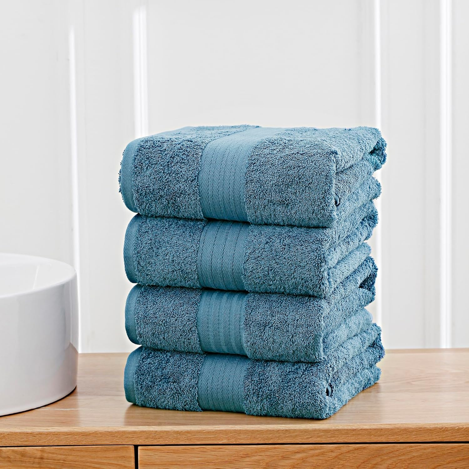 Easytry Premium 100% Cotton Bath Towels Set - 4 Pack 68X137Cm 600GSM Softness and Absorbency Bathroom Towels for Spa, Hotel, and Home Use - Blue