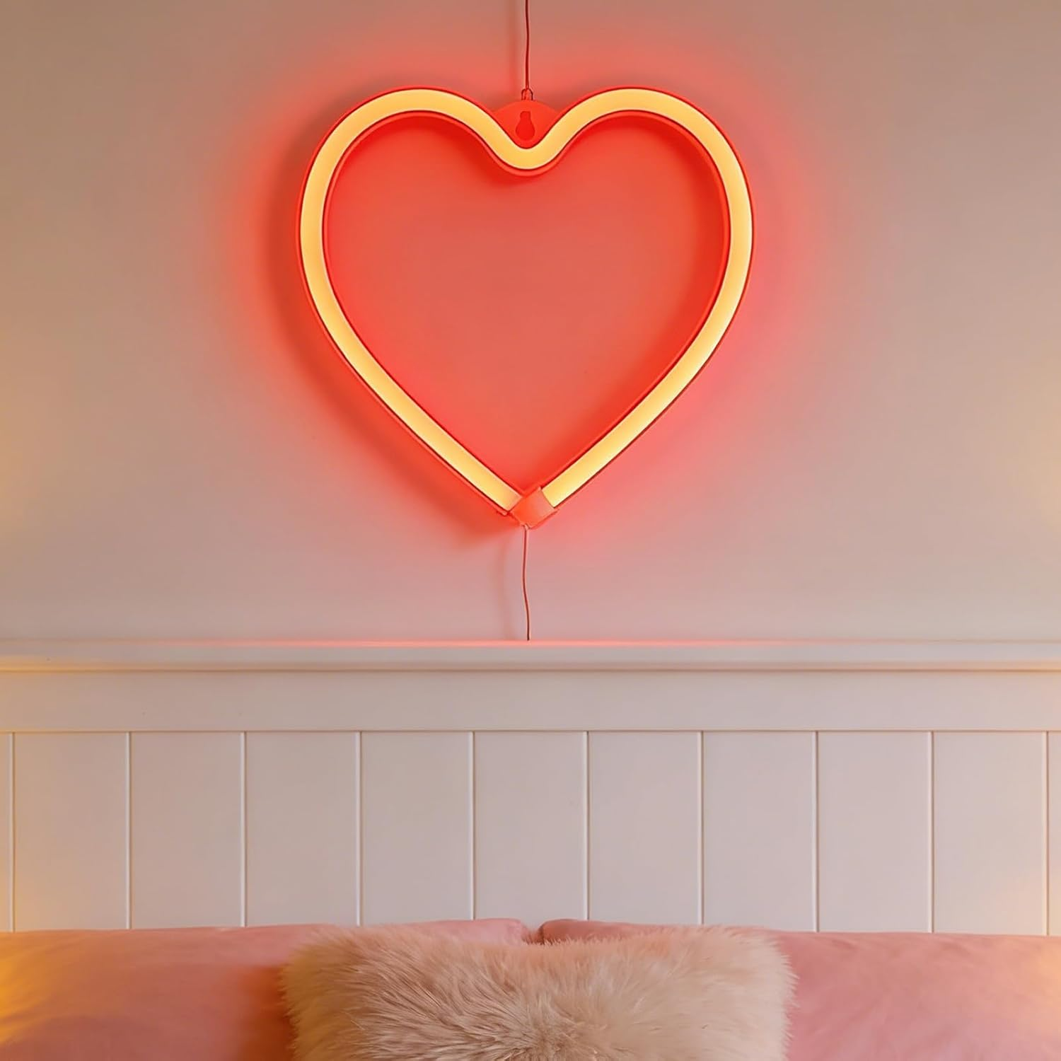 Pack of 2 Red Heart Neon Sign, LED Neon Light, Usb/Battery Light Advertising, Wall Signs Wall Decoration for Valentine'S Day, Wedding, New Year, Anniversary (21 X 20 Cm)