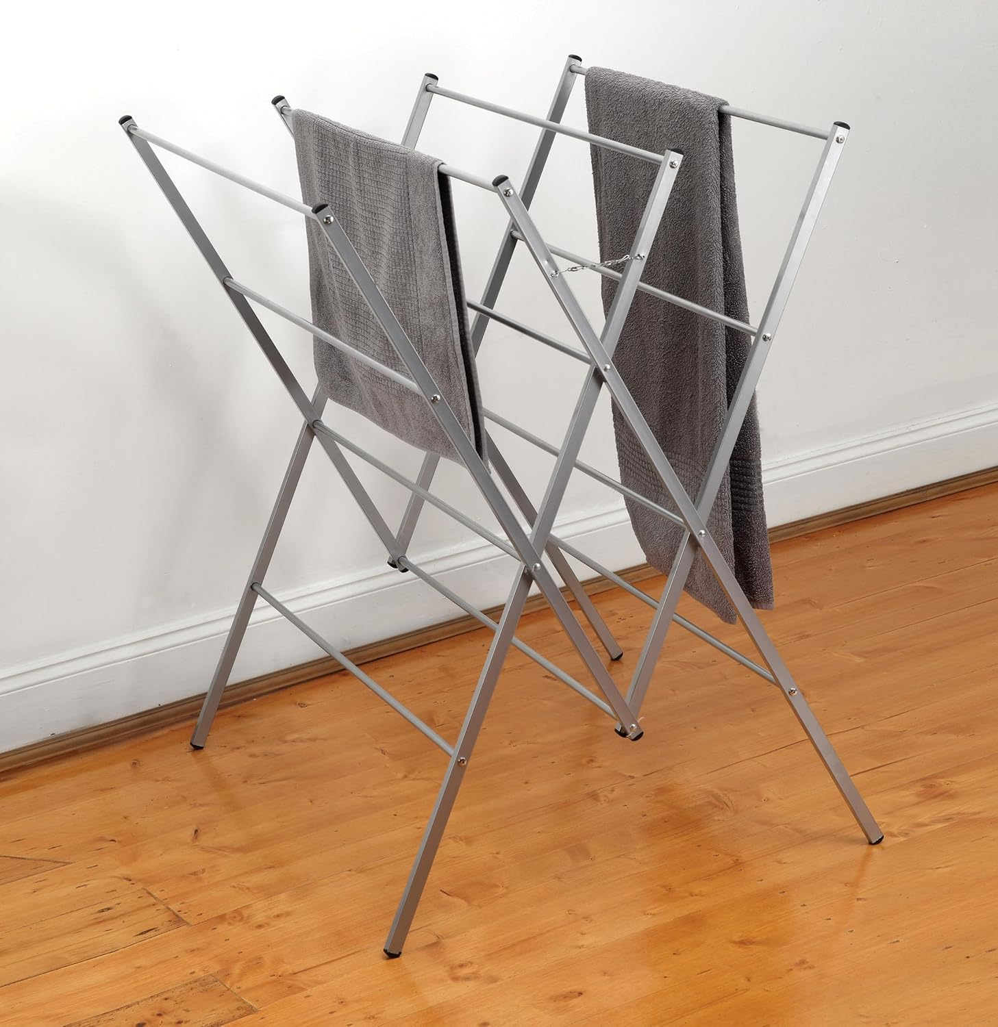 L.T. Williams 4657 W Shape Metal Clothes Airer