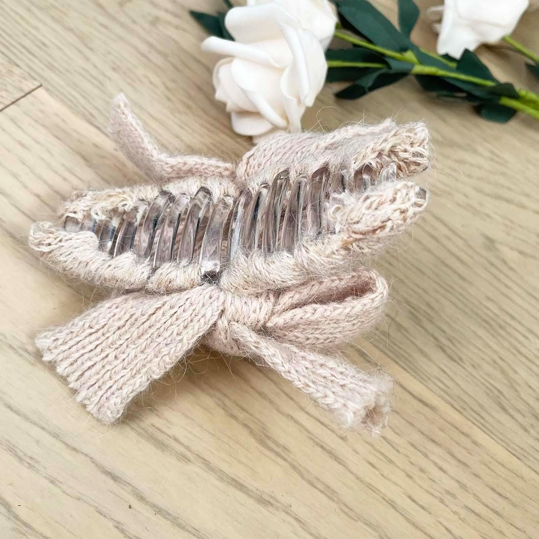 Resweky Hair Barrettes Bowknot Winter Wool Yarn Hair Clips Cute Hair Clips for Women Girls Brown image number 5