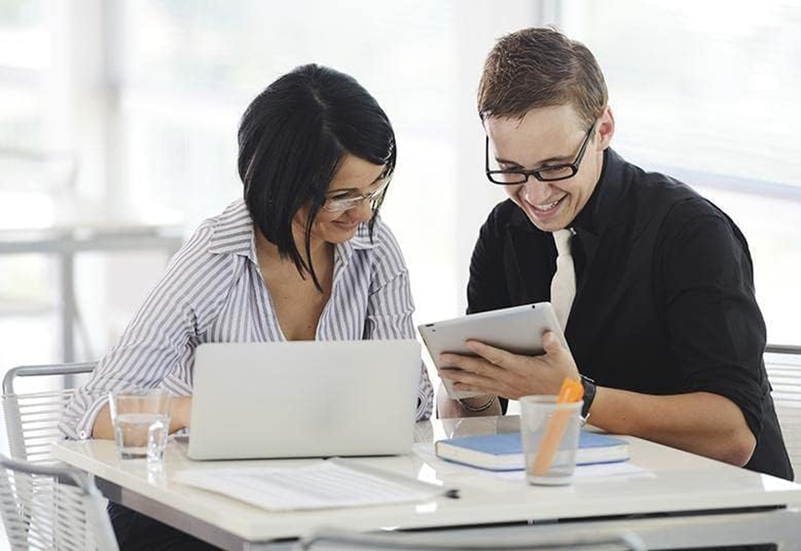 NETGEAR Omnidirectional MIMO Antenna (600451) - Boosts Performance of Internal Antennas, Compatible with M5 (MR5200) & M6 (MR6150) Hotspot Routers, Includes 2 TS-9 and 2 SMA Connectors image number 3