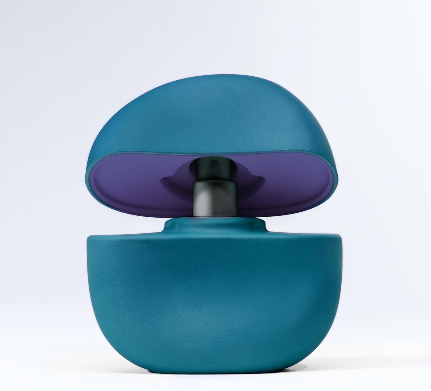 Effortless AF by Addison Rae, 100 Ml - Perfume for Women with Notes of Plum, Sandalwood, Musk - Cologne for Women - Long-Lasting Body Spray for Women