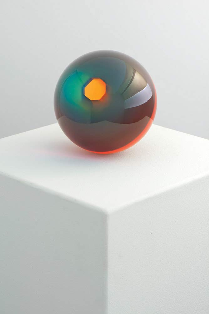 Helen Pashgian: Spheres & Lenses image number 1