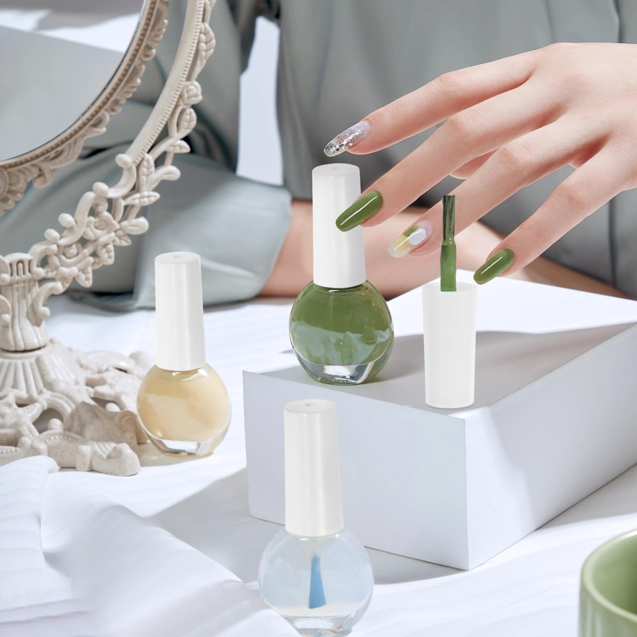 20Pcs Replacement Nail Polish Bottle Caps with Brush, Nail Salon Supplies, Gel Nail Polish Brushes, White Plastic, for Manicure and Pedicure, 10Ml Capacity - Black image number 2