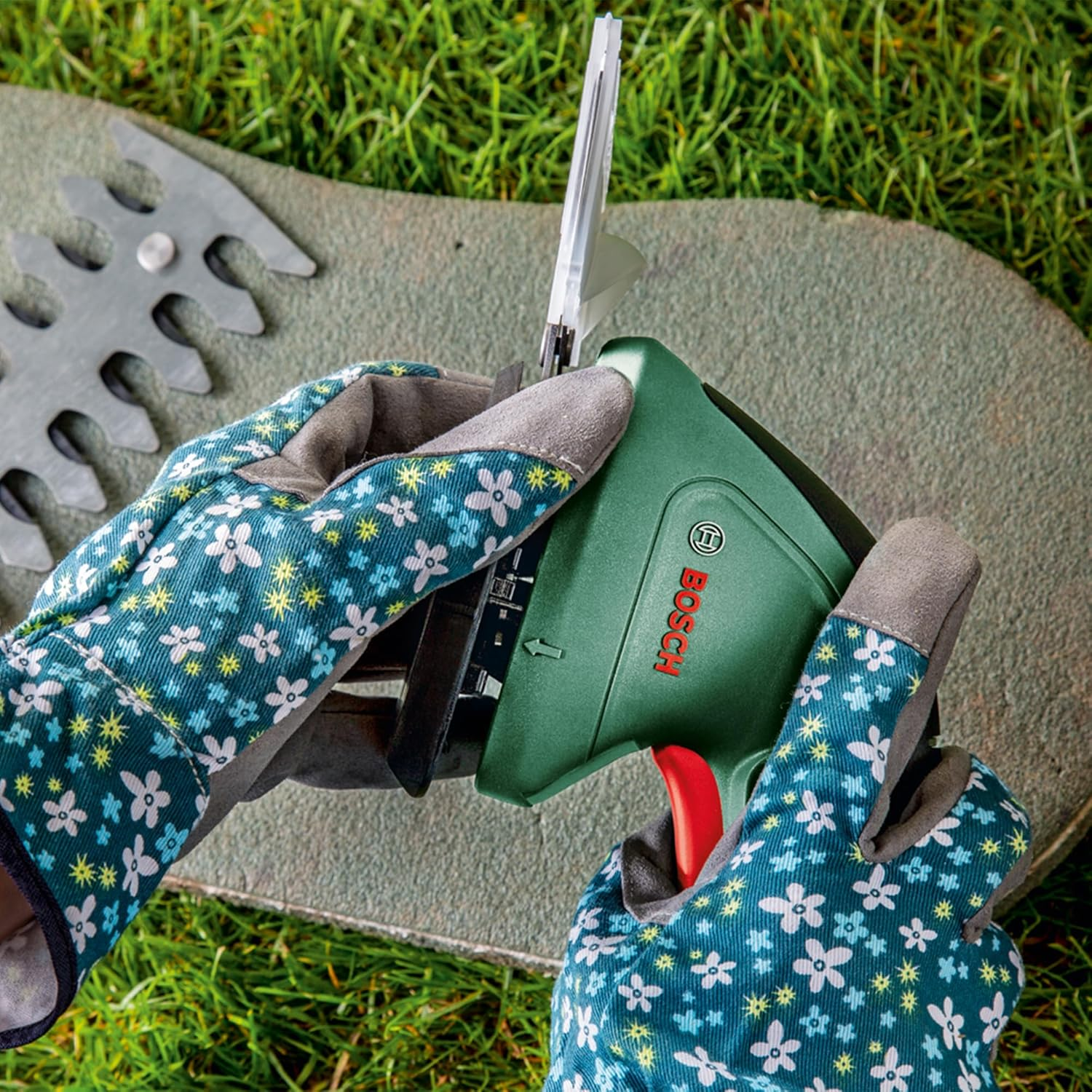 Bosch Home & Garden Easyshear Grass Shear Blade 80 Mm (Accessory for Easyshear, 80 Mm Grass Shear Blade, in Box) image number 1