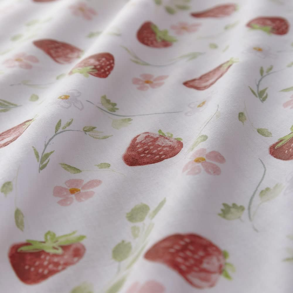 HOMEMAKER BEDDING Duvet Cover Bed Quilt Set Pillow Cases Strawberry Print (King) image number 5