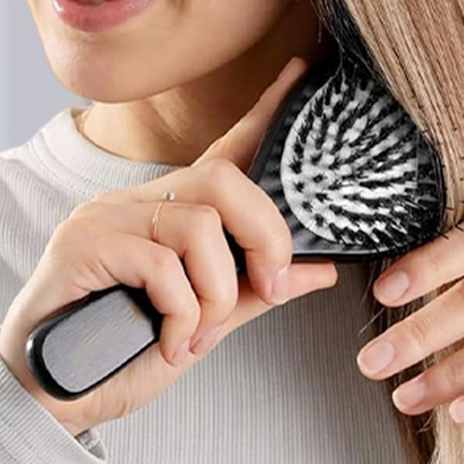 No Shampoo Hair Brush, Anti-Frizz Detangler Hair Brush. Tipless Bristles Comb Hairbrush, Men Women Hair Care, Adds Shine and Makes Hair Smooth image number 5
