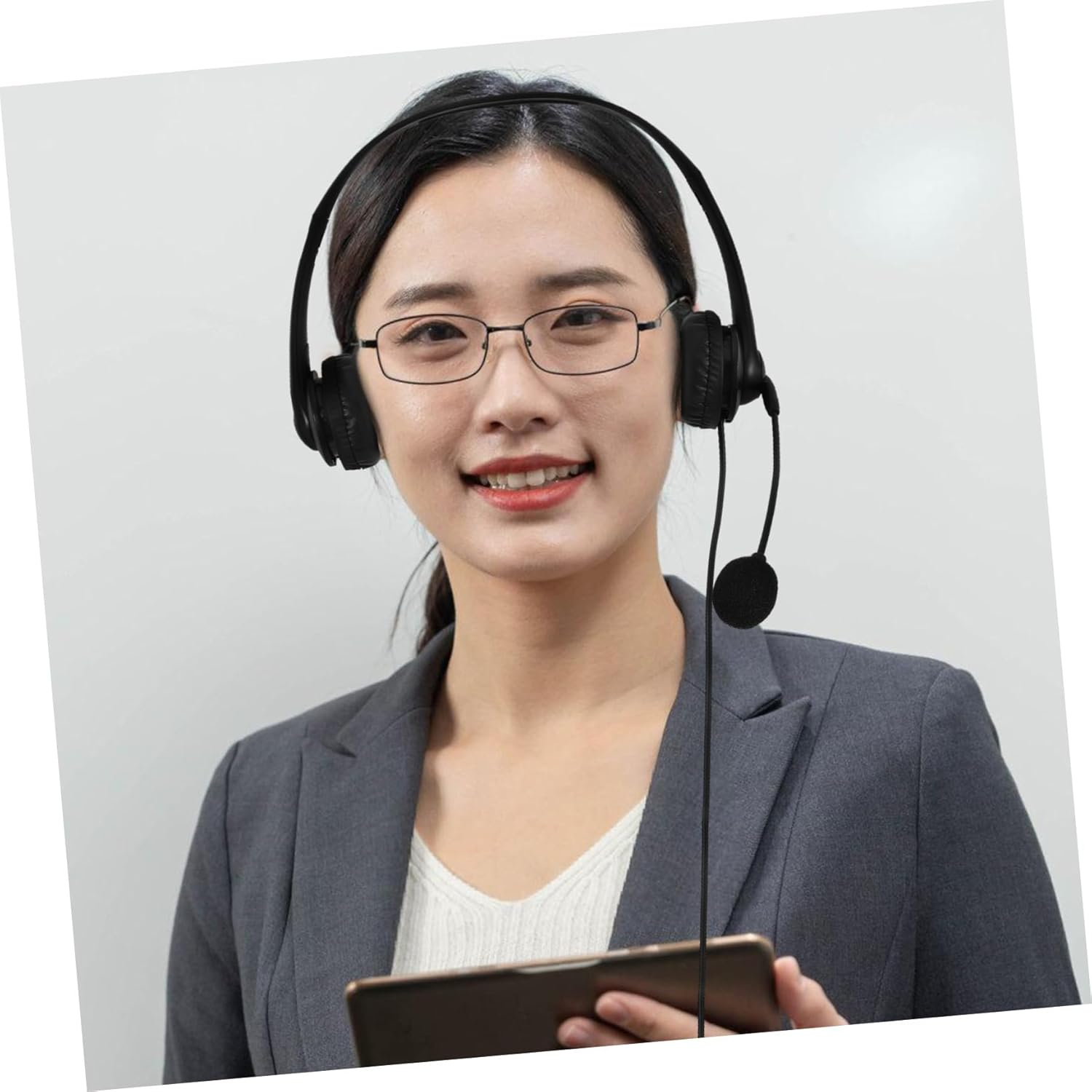 STAHAD Noise Canceling Headphones for Office Use Wire Control for Computer and Call Center Featuring USB Headset Microphone for Communication during Online Classes Business Calls image number 5