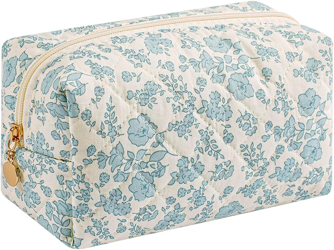 WHHJM Cute Floral Makeup Bag Small Cotton Quilted Cosmetic Bag, Aesthetic Essential Bag Emergency Bag Gift for Women Girls Travel Accessories (Blue Floral)