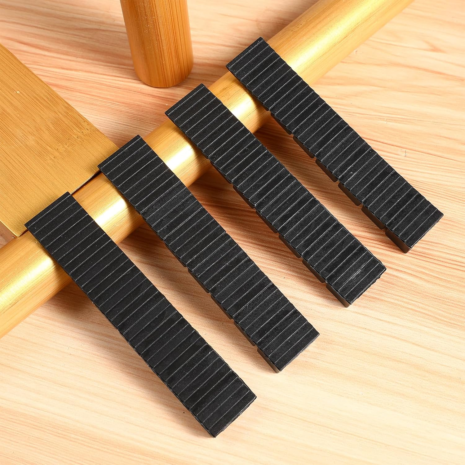 TEHAUX Furniture Leveling Shims, Plastic Level Wedge Anti-Slip Bed Shims Wedge Levelers for Home Improvement Leveling Bookcases, Sofas, Tables, Bookshelves, 20Pcs image number 3