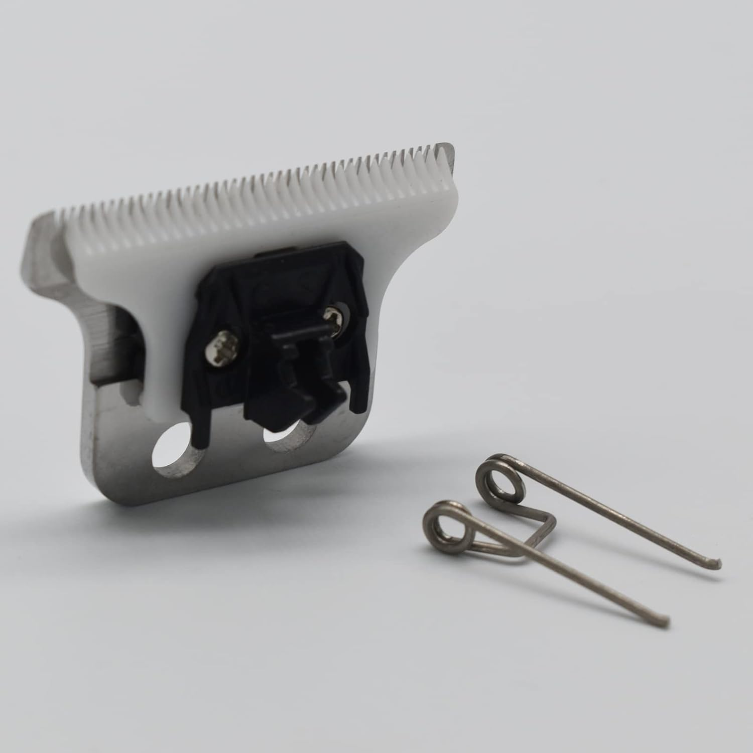 ZEROKIWI Professional Adjustable 2-Hole Double T Wide Replacement Blade Set #2215 for Wahl Detailer Corded/Cordless Hair Trimmer (Silver), 1.0 Count - Silver image number 4