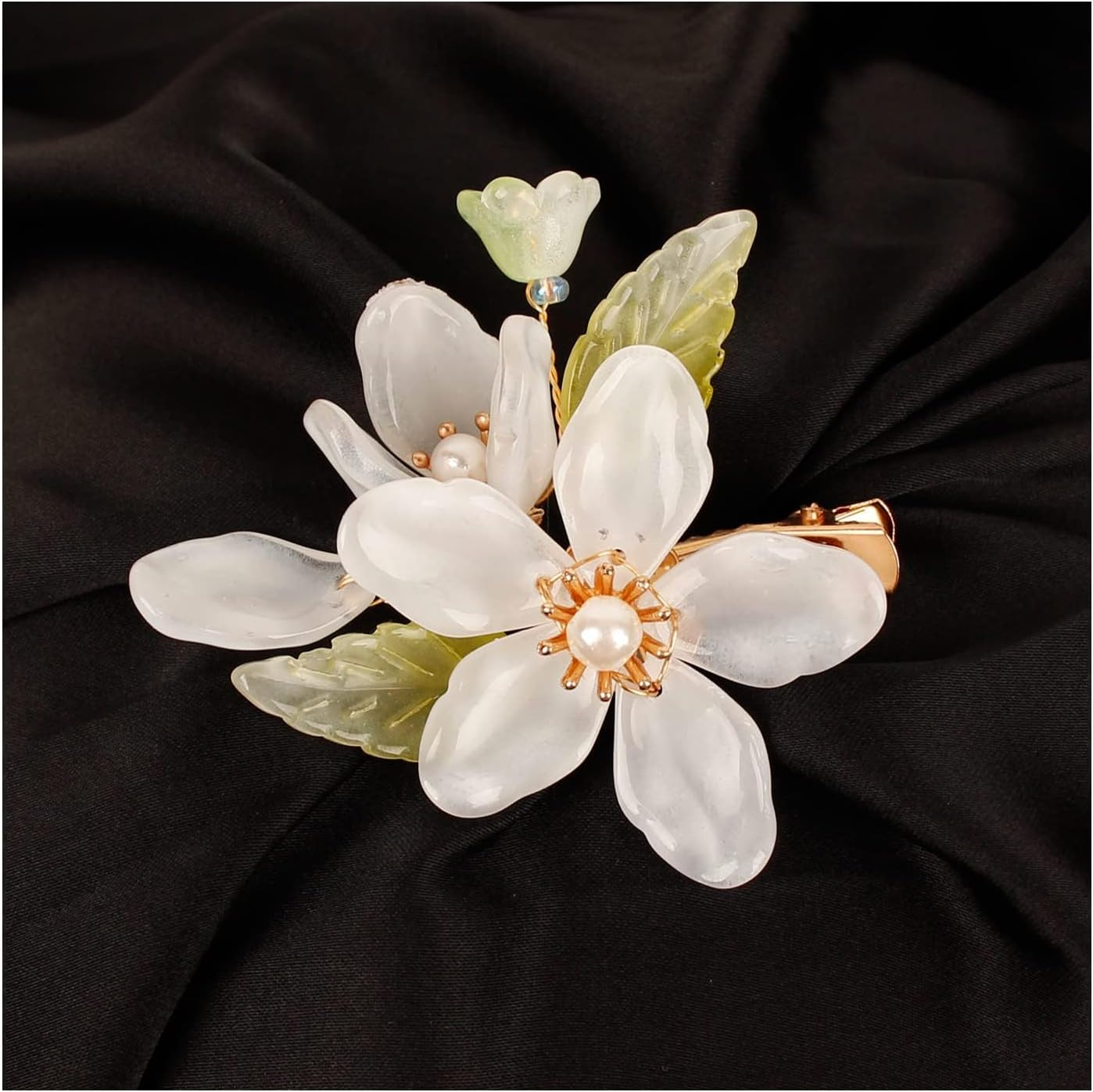 Elegant White Flower Hair Clip for Women, Decorative Hair Clips in the Appearance of White Magnolia Flowers, Small Hair Accessories for Prom and Wedding image number 1