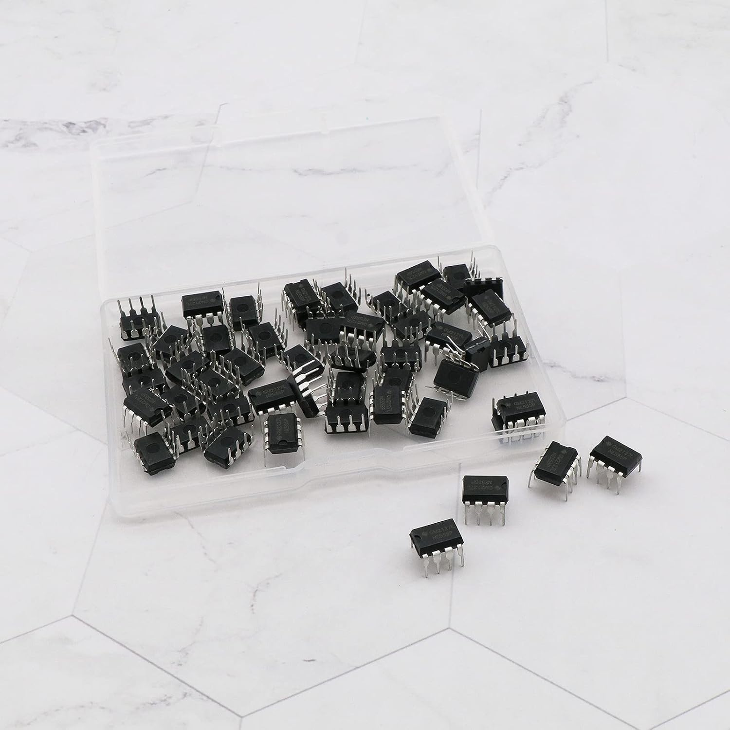 Emsea 50Pcs NE555P NE555 DIP 8 Single Bipolar Precision Timers 4.5V-18V 10Ma image number 5