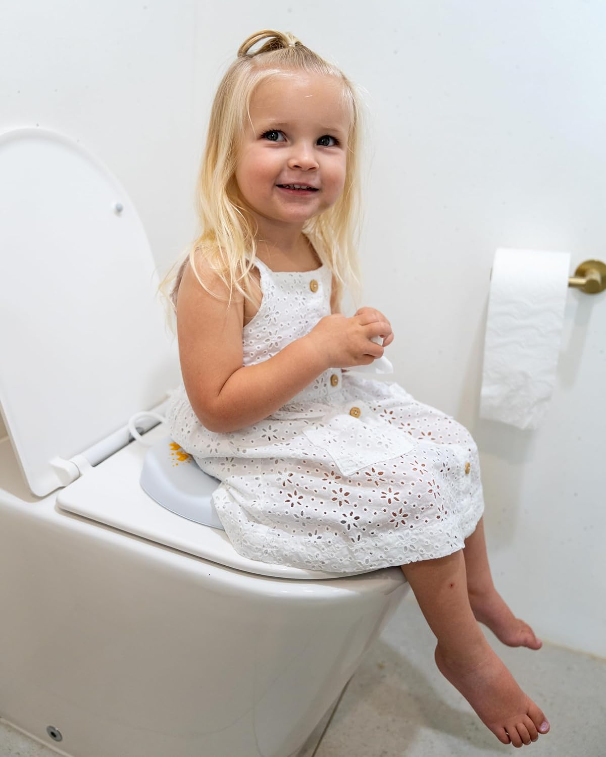 Tooshies Eco Nappy Pants, Size 4 Toddler, 128 Count + Babyu Cushie Tushie Toilet Training Seat image number 3