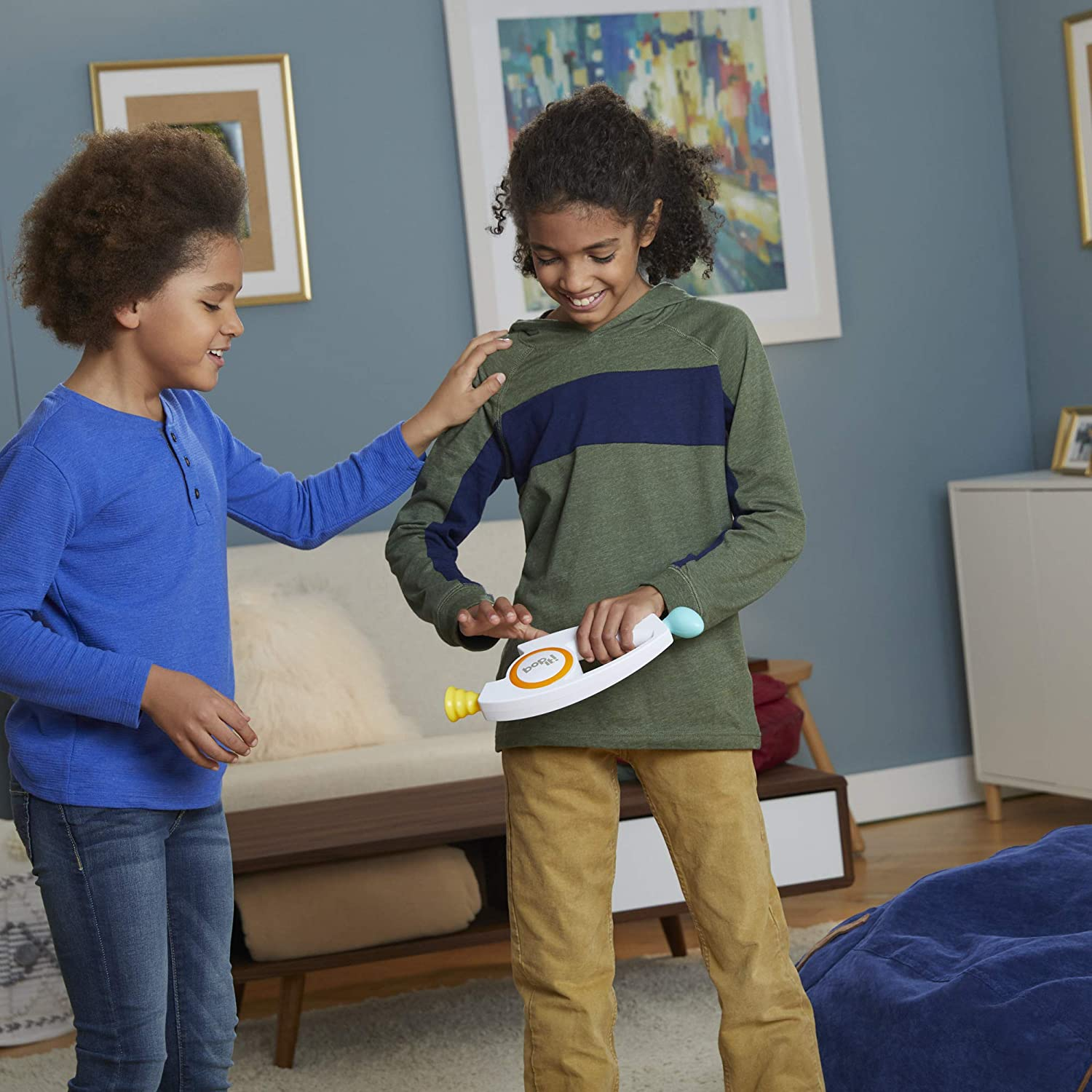 BOP IT - Classic Size - Bop It, Twist It and Pull It - in the Right Sequence - Electronic Family Memory Games and Toys for Kids, Boys and Girls - Ages 8+ image number 1