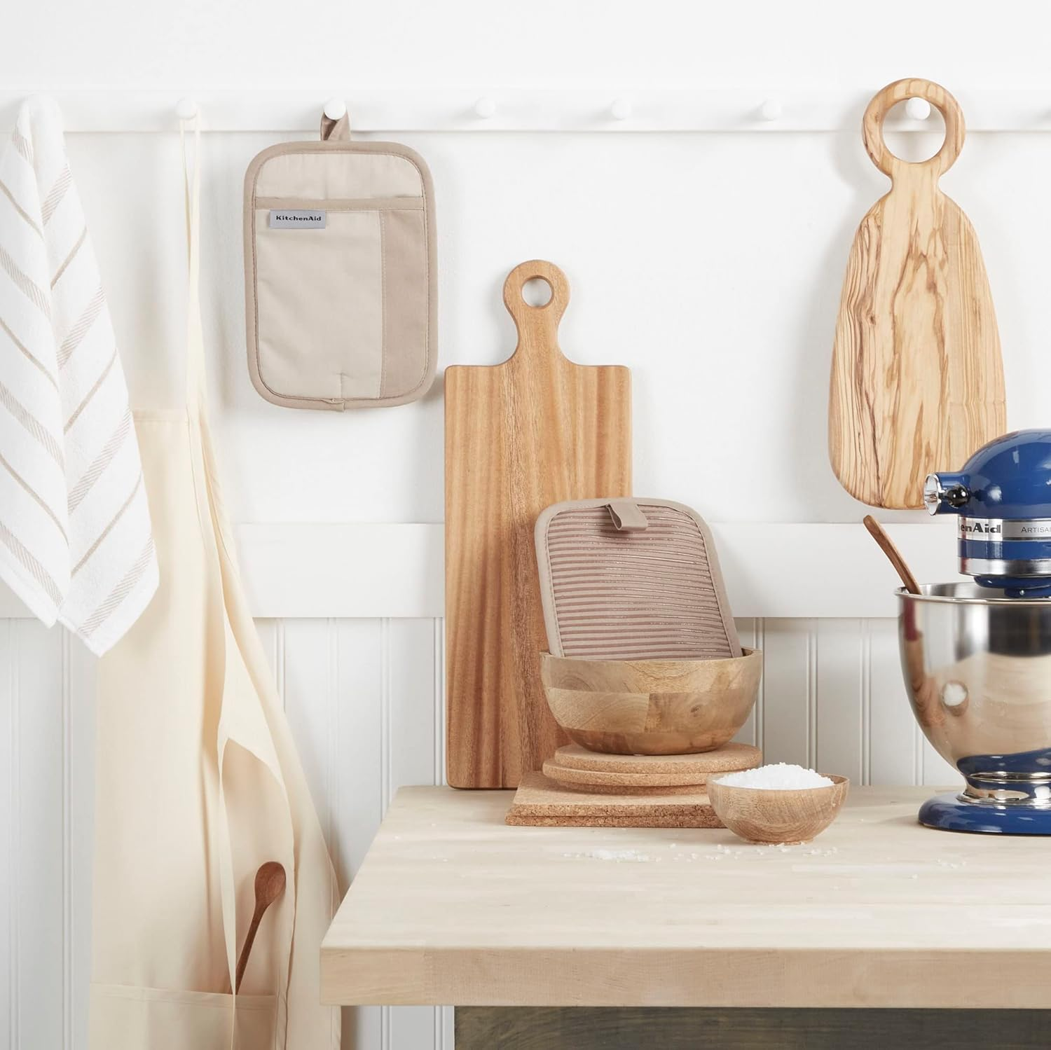 Kitchenaid Beacon Two-Tone Pot Holder 2-Pack Set, 7"X10", Milkshake/Beige 2 Count image number 3