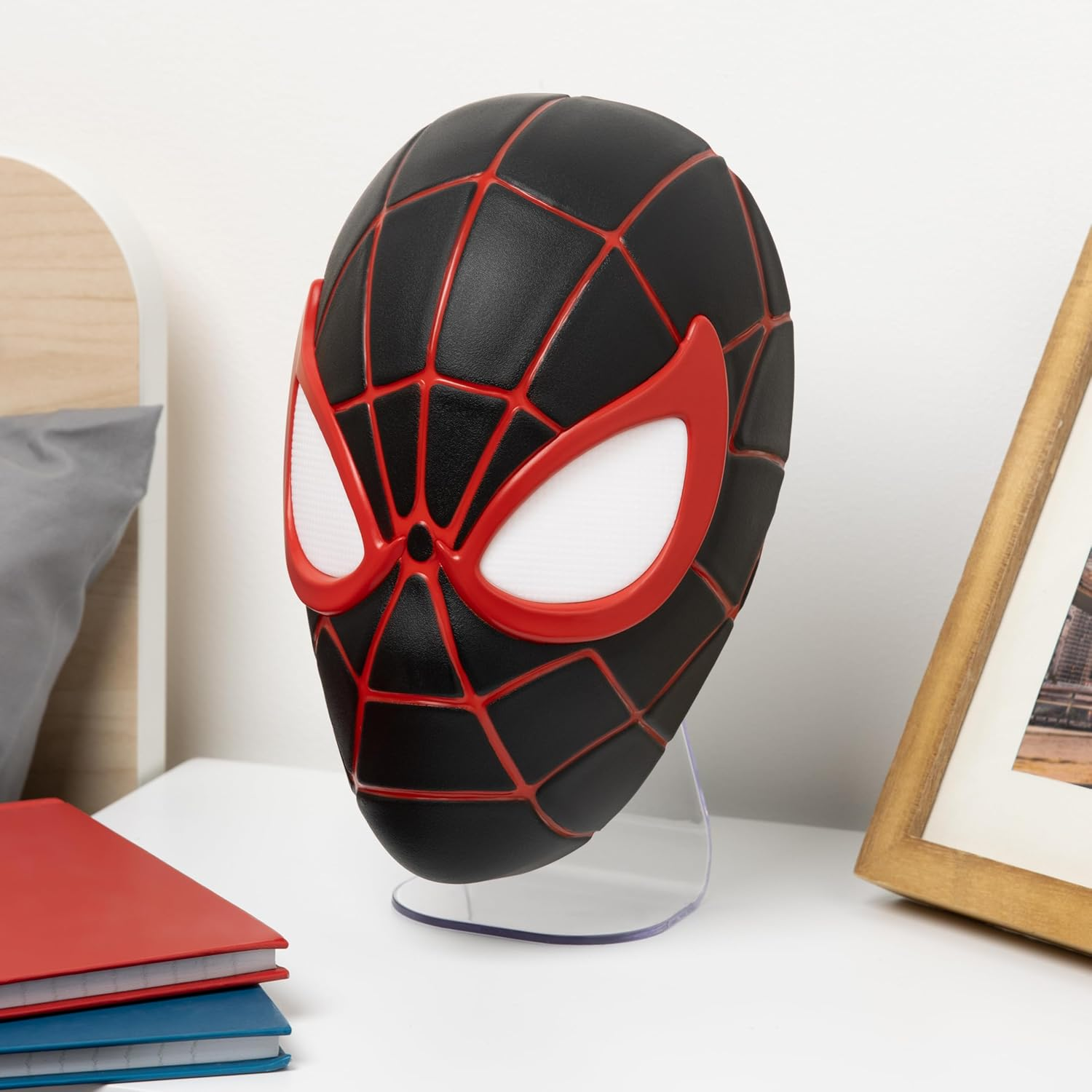 Paladone Miles Morales Spider-Man Mask Light, Wall Mountable or Freestanding LED Lamp, Officially Licensed Marvel Comics Merchandise for Bedrooms, Home and Collectors, Gift Ideas image number 4
