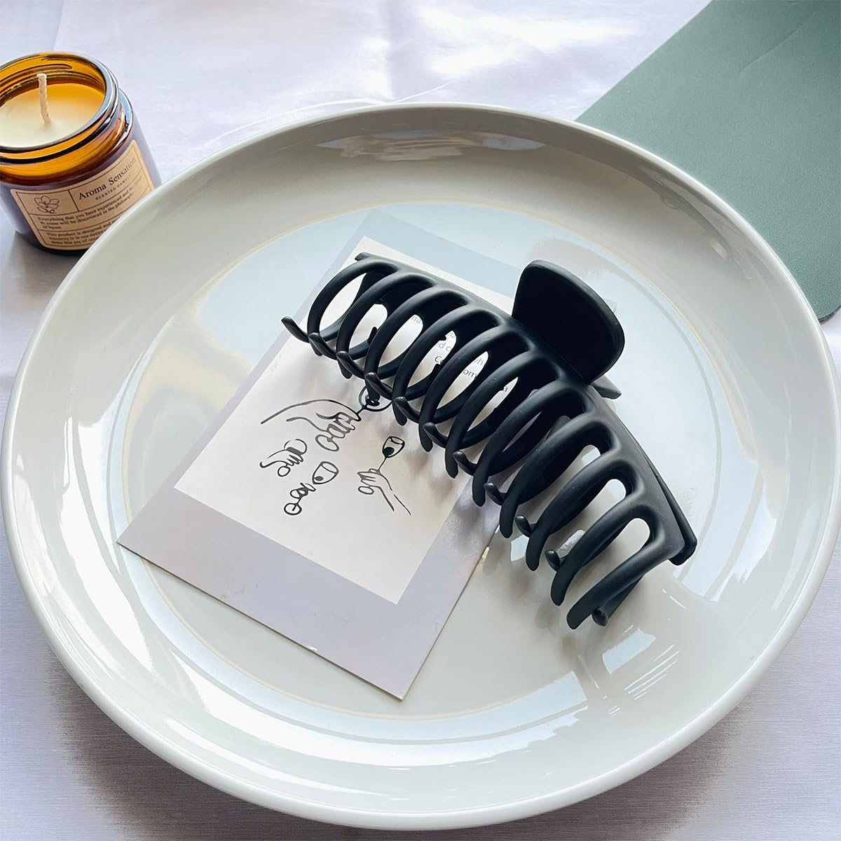 CENPEK 8 Pieces Large Hair Clips, 2 Styles, Non-Slip Hair Claw, Hair Styling Accessories for Women image number 4