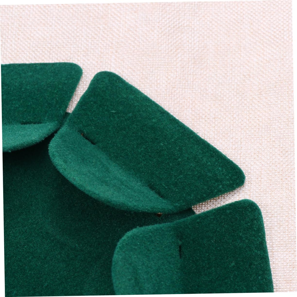 Parliky Metal Putting Cup Practice Hole for All-Direction Training Lightweight Portable Golf Practice Aid for Putting Game Improvement