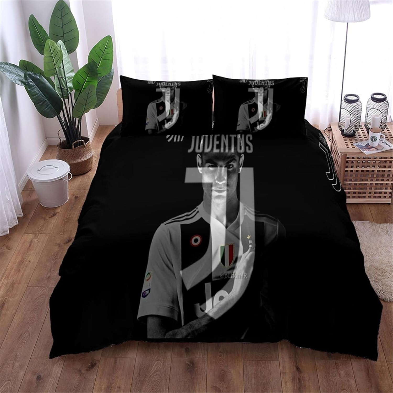 Cristiano Ronaldo Lightweight Duvet Cover Set 3Pcs Soft Breathable Quilt Cover Double Size Soccer Star CR7 Bedding Set for Teen