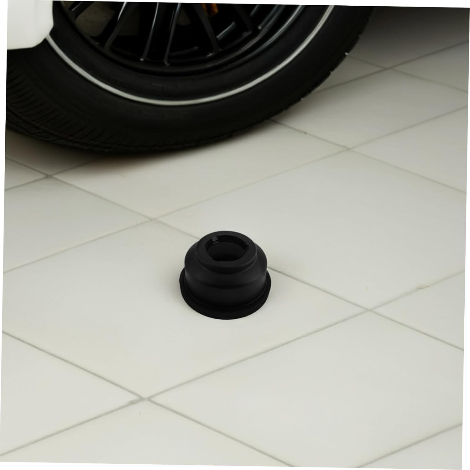 VINTORKY Automotive Tire Wheel Balancer Car Wheel Balancing Machine Precision Technology and Simple Design image number 4