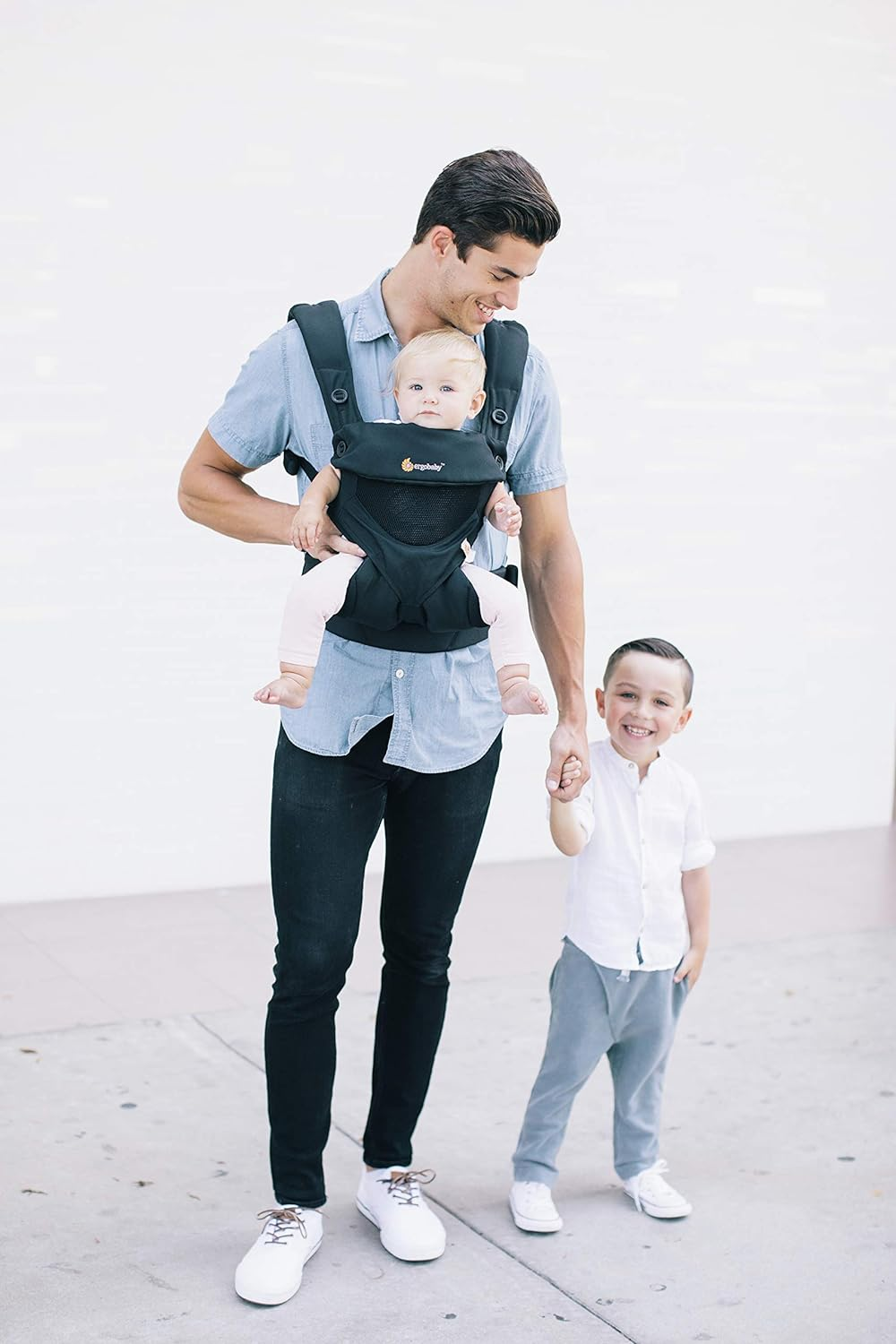 Ergobaby Omni 360 Cool Air Mesh Baby Carrier - All-In-One Newborn to Toddler Carrier (7-20Kg), Breathable, Ergonomic Design with Lumbar Support - Baby Travel Essentials - Pearl Grey - Pearl Grey image number 6