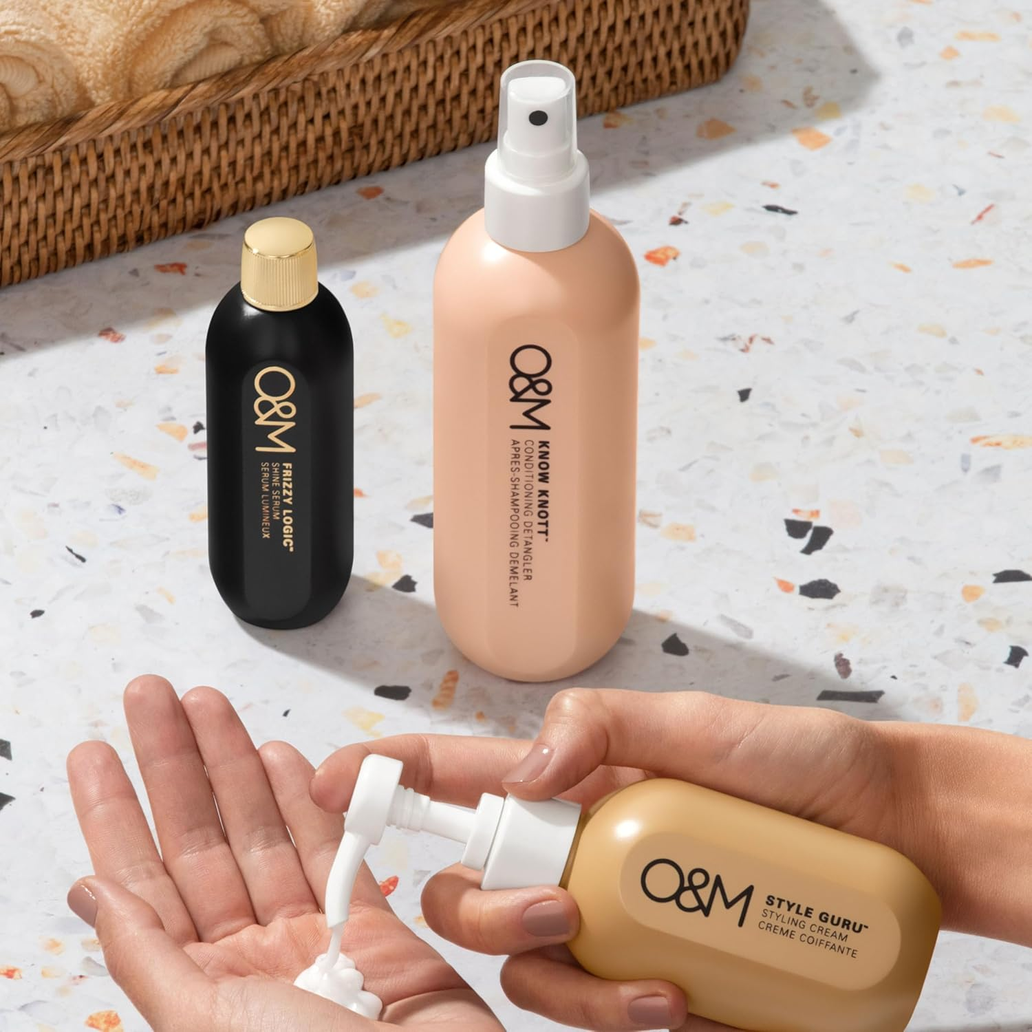 O&M Know Knott Detangling Spray - 50Ml Mini - Nourishes & Detangles - Clean from Sulfates, Parabens, Silicones, MIT, Phthalates, Triclosan, Propylene Glycol & Gluten, PETA Certified & Vegan, Australian Made, PCR Packaging