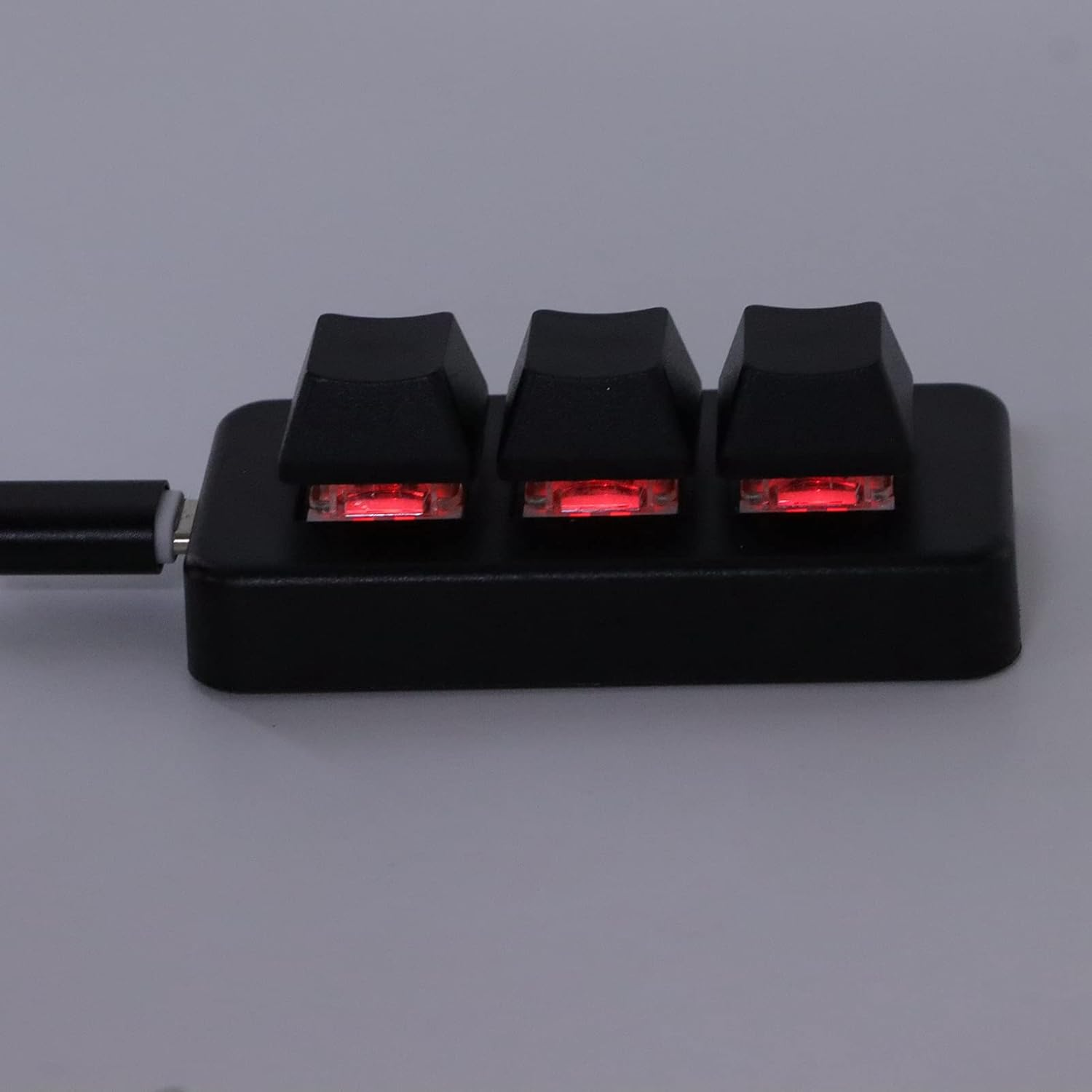 3 Key Keypad, Macro Keypad for Computer, Mechanical Gaming Keyboard USB Game Keyboards Wired RGB Keypad with Programmable Desig (Black) - White image number 4