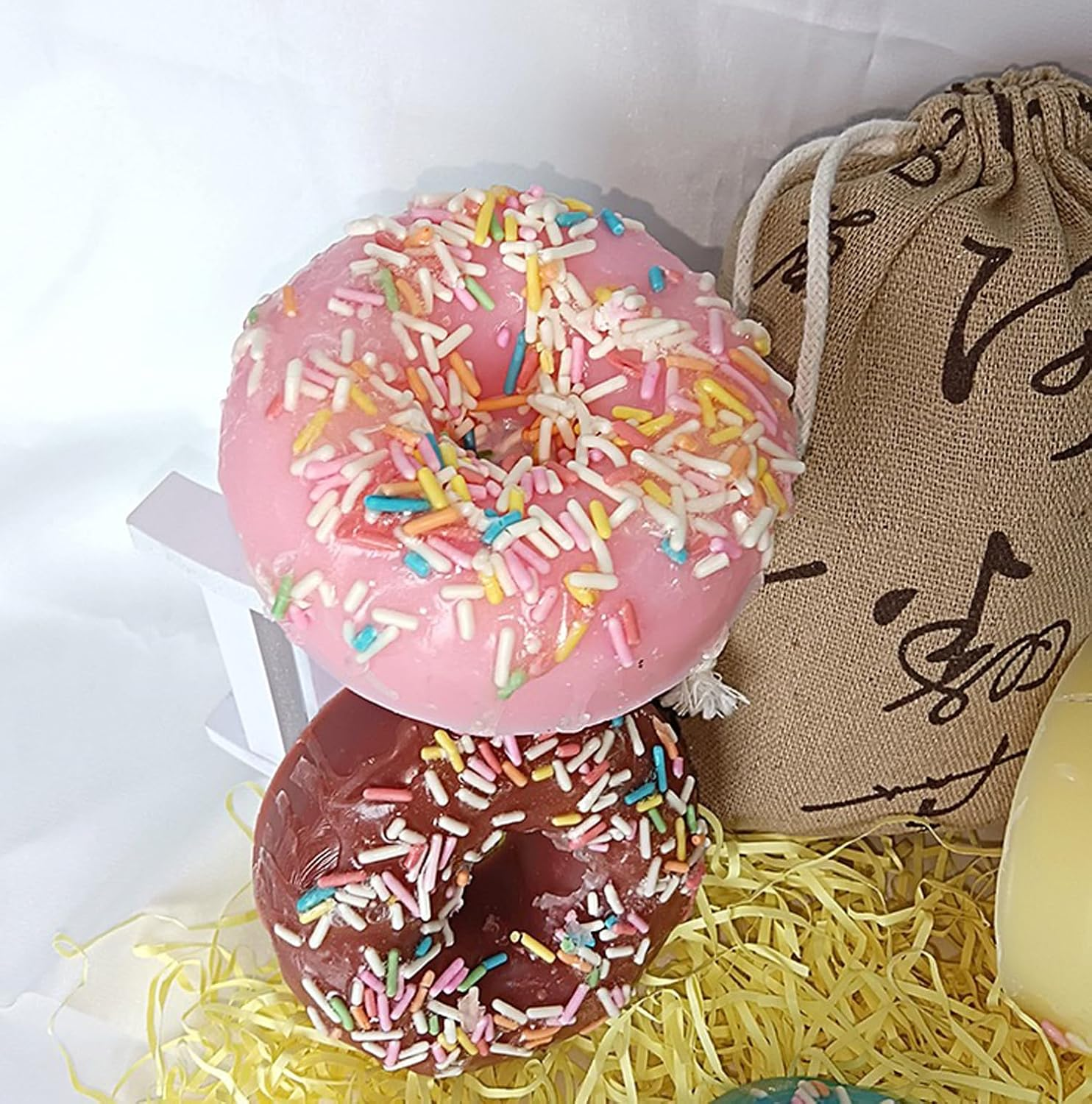 Donut Shape Scented Botanical Bath Soap Bar,120G Handmade Essential Oils Dougnut Clean Toning Soap for Kids,Face Body Moisturizing Artisanal Soap with Blistering Net(Pink) image number 1