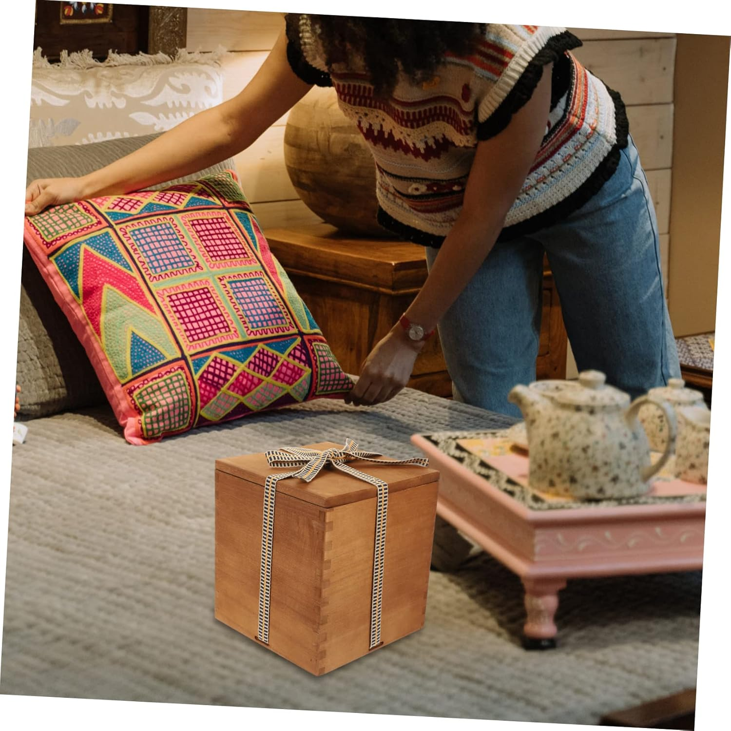 Vintage Wooden Box for Ceramic Vase and Teacup Storage, Square Multi-Function Sundries Case with Packaging, Suitable for Wedding and Home Decoration