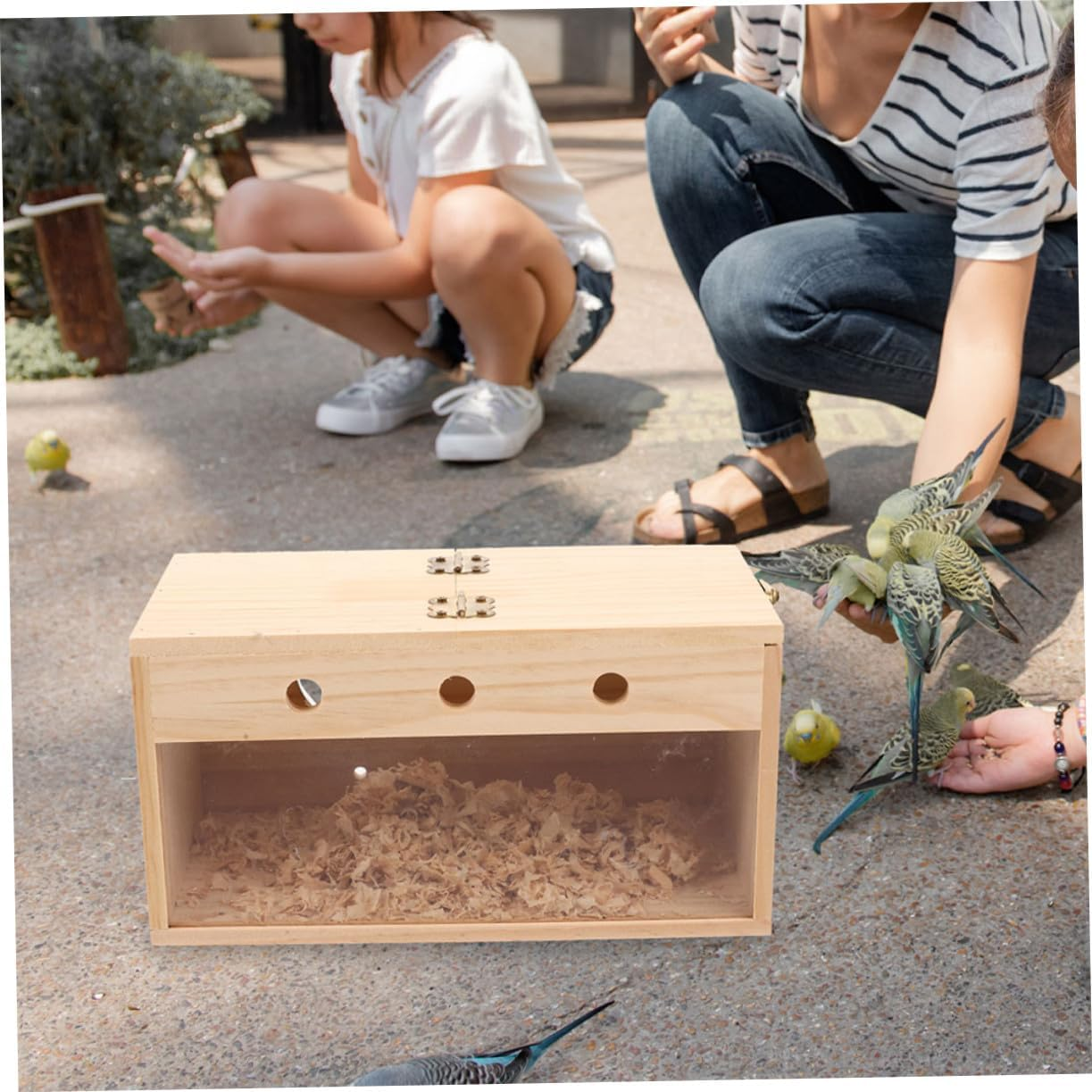 Abaodam Large Plastic Nesting Cage Birdhouse with Hanging Hook, Parakeet Breeding Box for Cockatiels, Budgies, and Finches, Bird Nests for Cages and Parakeet Supplies image number 4