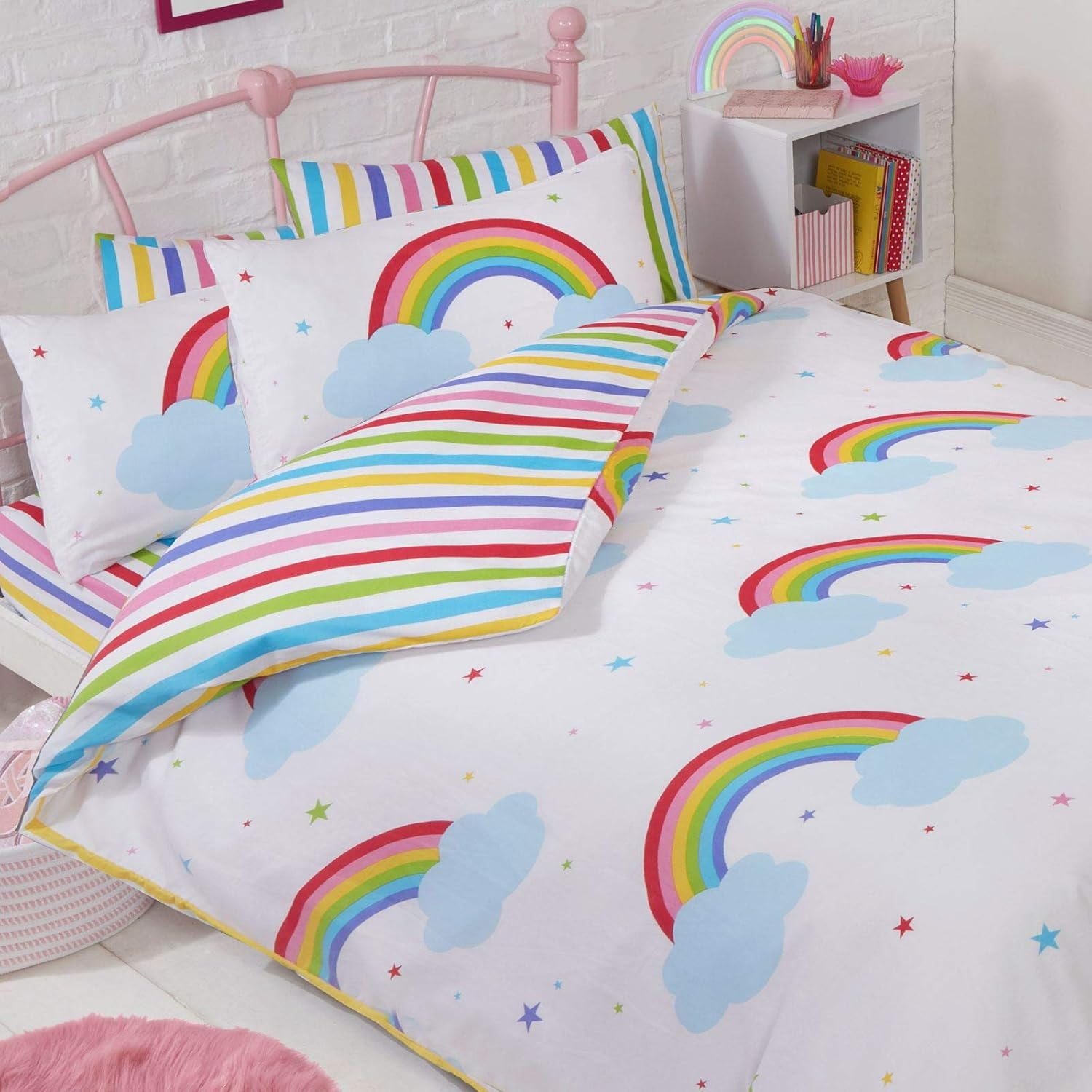 Rainbow Sky UK Double Duvet/Doona Cover and Pillowcase Set image number 4