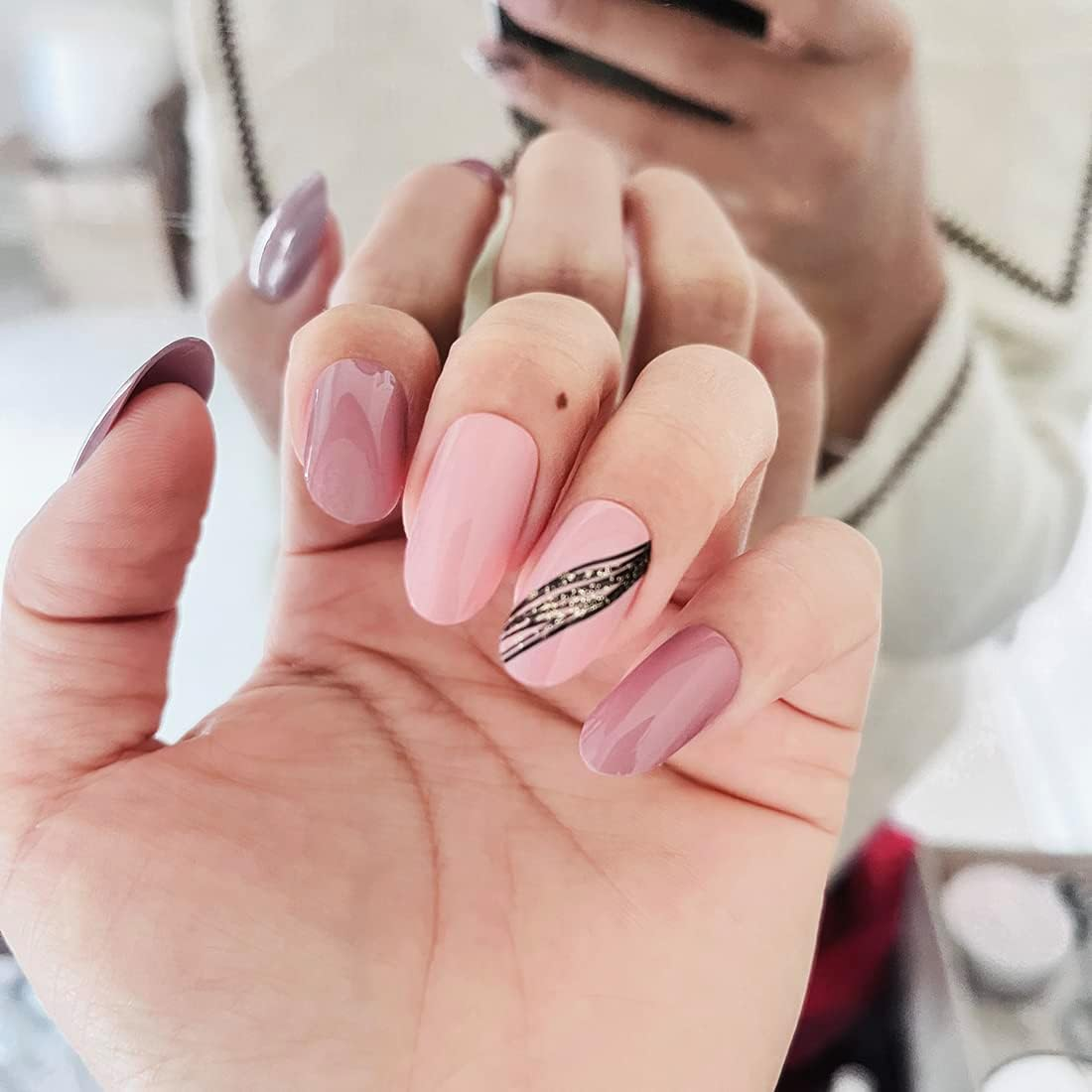 Almond Oblique Gold Thread French Designs 24 Pcs Cute Pointed Oval Shape Press on Nails Pink Full Coverage Short Length Fake False Nails, Art for Women and Girls Stick on Nails image number 4