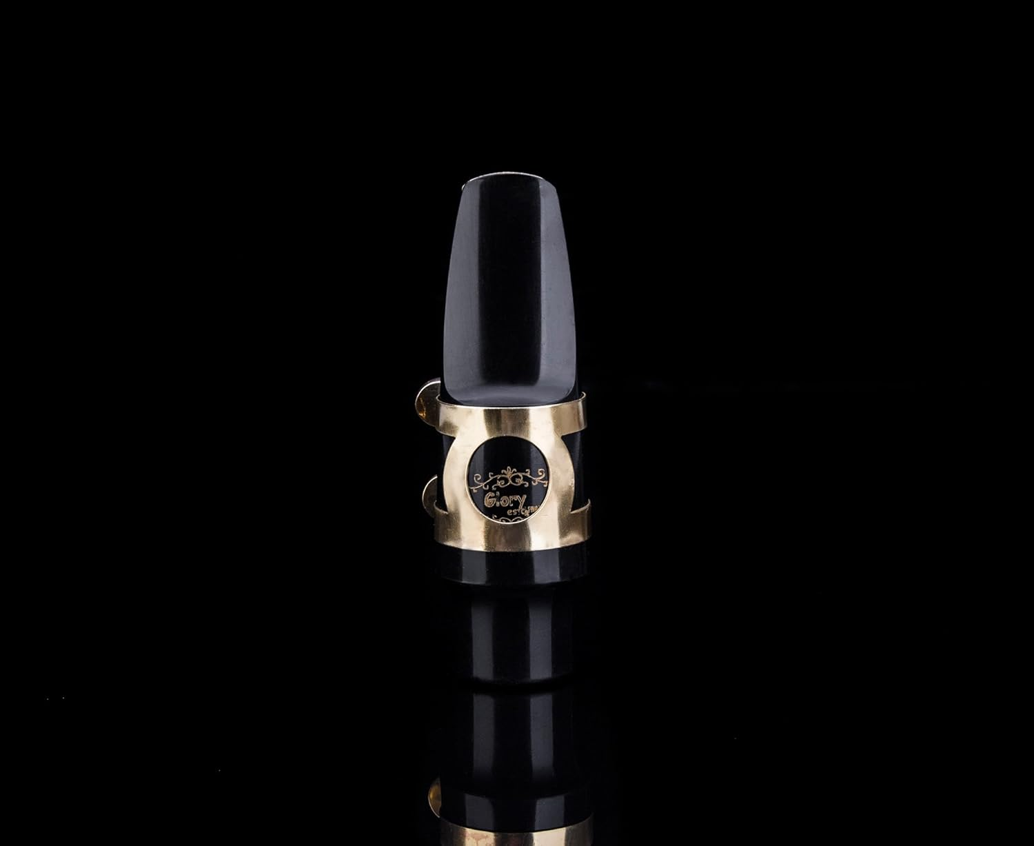 Glory Alto Saxophone Mouthpiece Kit with Ligatureone Reed and Plastic Cap-Gold image number 5