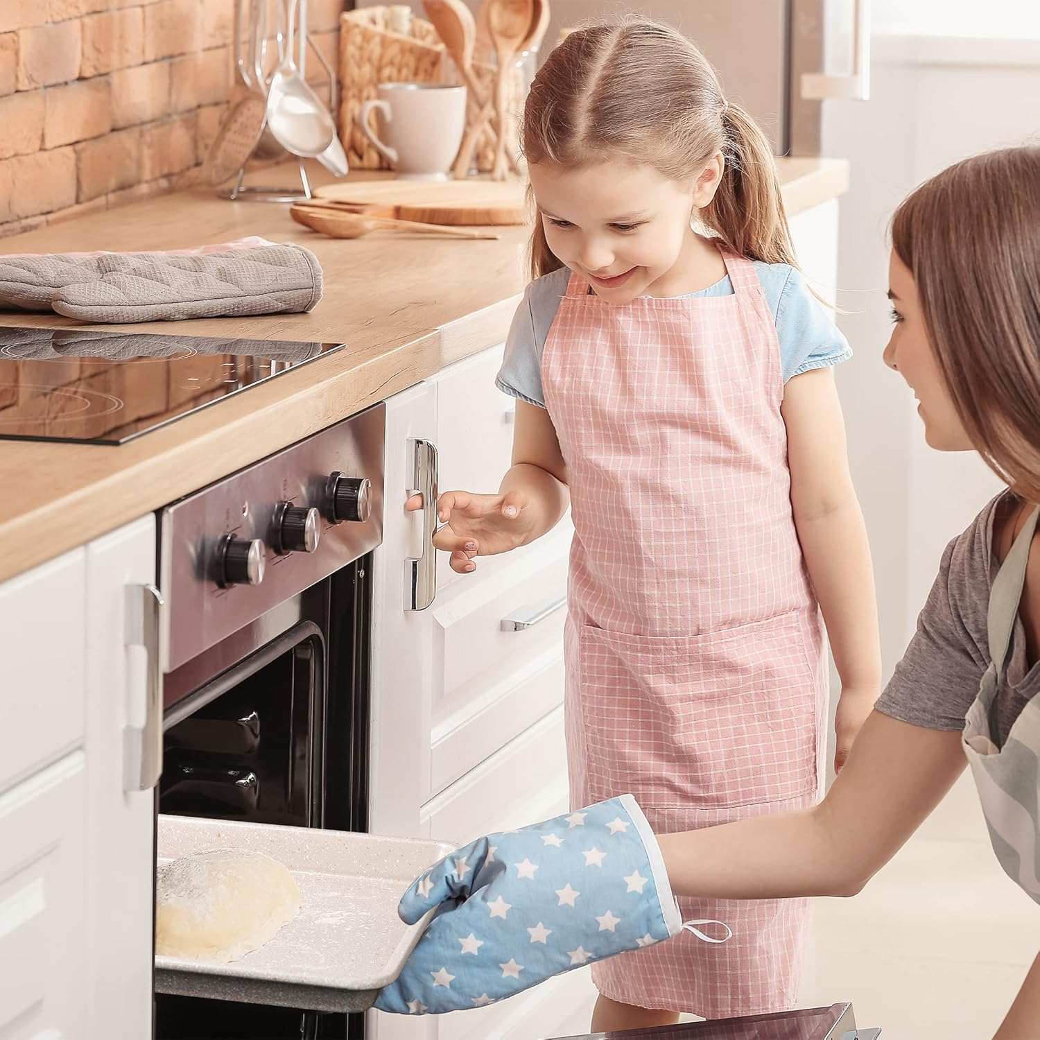 Nonstick Bakeware Set - 7 Piece Oven Bakeware with Cookie Sheet, Cake Pan, Loaf Pan, Muffin Pan, Roaster, Cooling Rack - PTFE & PFOA Free Baking Supplies image number 3