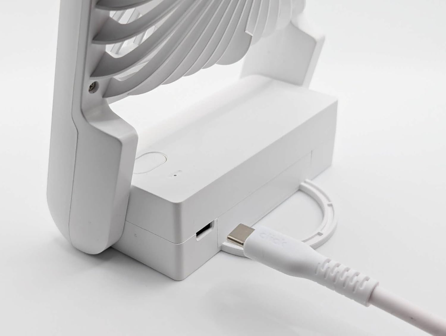 Voltify 3-Speed Mini Desk Fan &ndash; Portable USB-C Rechargeable Fan, 6-Blade Design, Adjustable Tilt for Home or Office Use image number 3