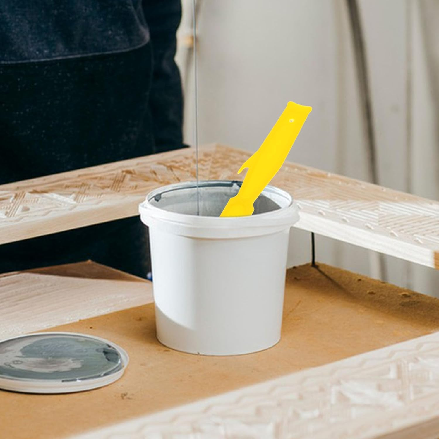 Operitacx Reusable Paint Stirring Rods 2-Pack Lightweight Manual Paint Mixing Sticks for Epoxy Coatings Crafts and DIY Projects image number 4