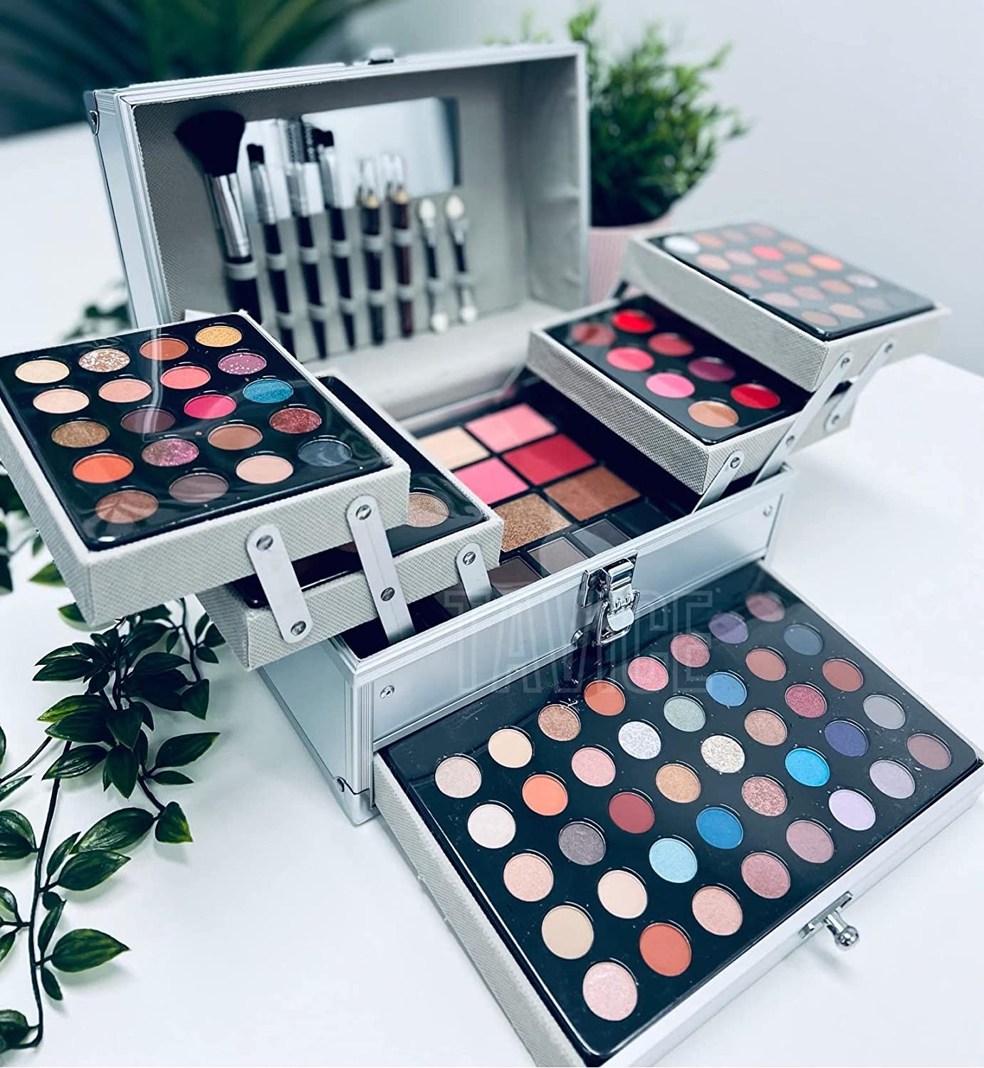 Professional Makeup Set Face Powder Matte Shimmer Eyeshadow Palette Lipstick Makeup Brushes Highlighter Bronzer Make up Kit image number 5