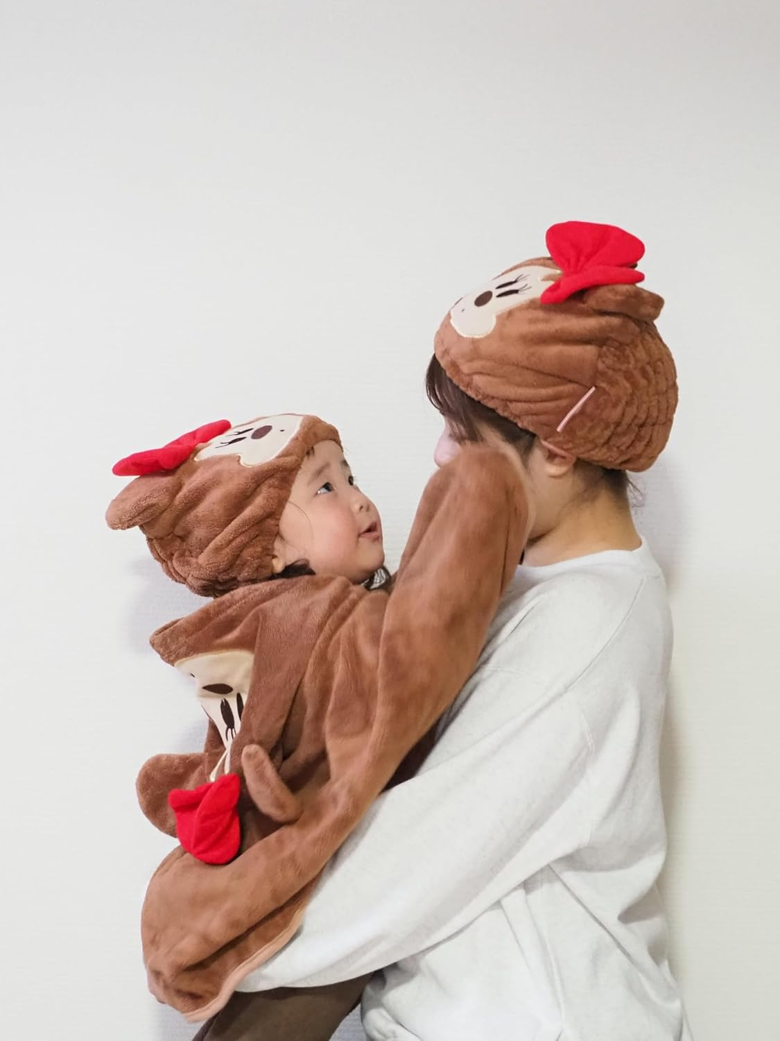 Skater TOC11-A Disney Minnie Mouse Towel Cap, Water Absorbent, Quick Drying, 9.1 X 6.7 Inches (23 X 17 Cm) image number 2