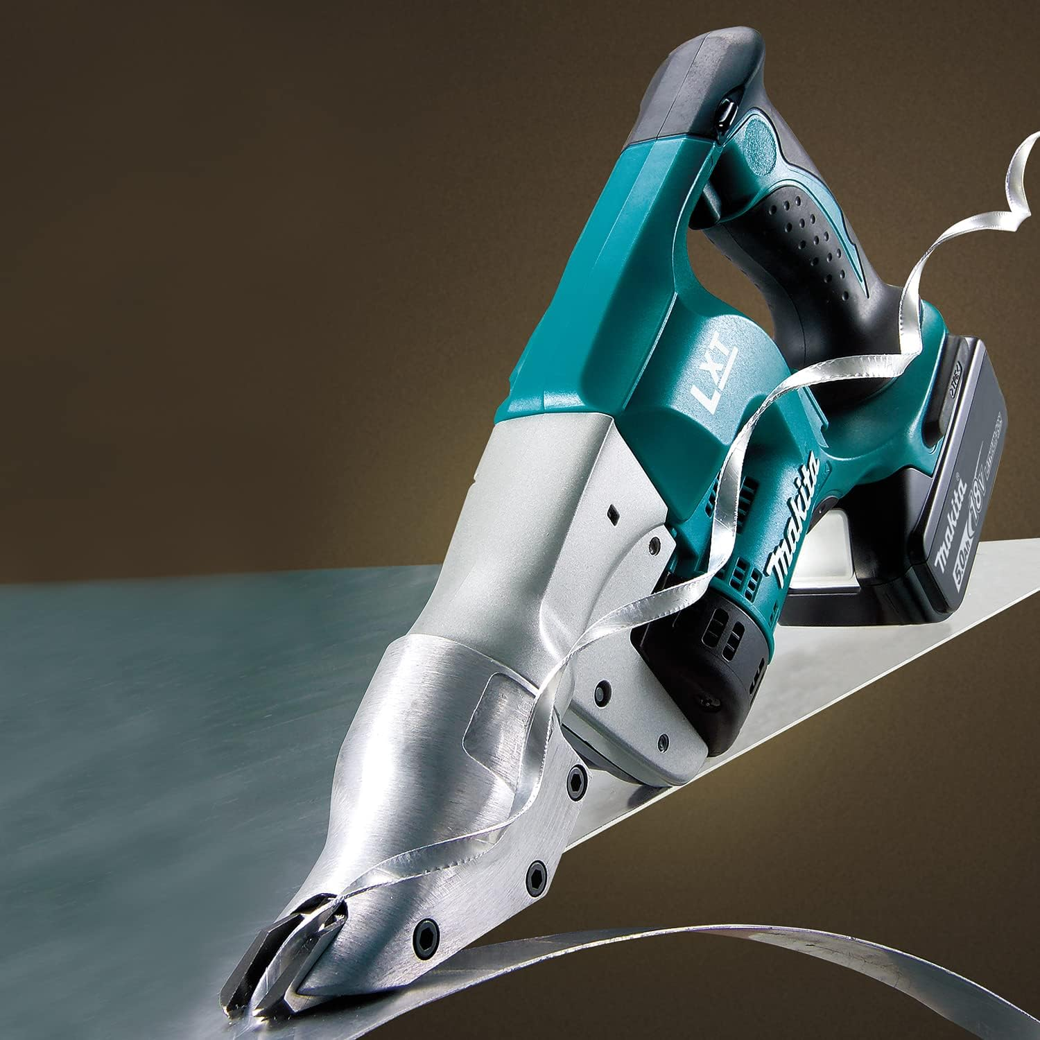 Makita 18V Li-Ion Metal Shear image number 2