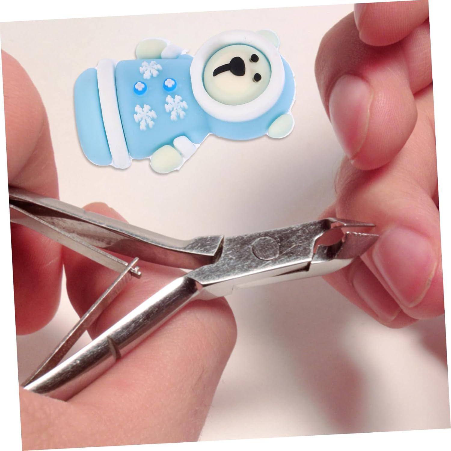 NULYLU Pedicure Scissors Cover Cuticle Tweezers Cap Decorative Silicone Nipper Protector image number 5