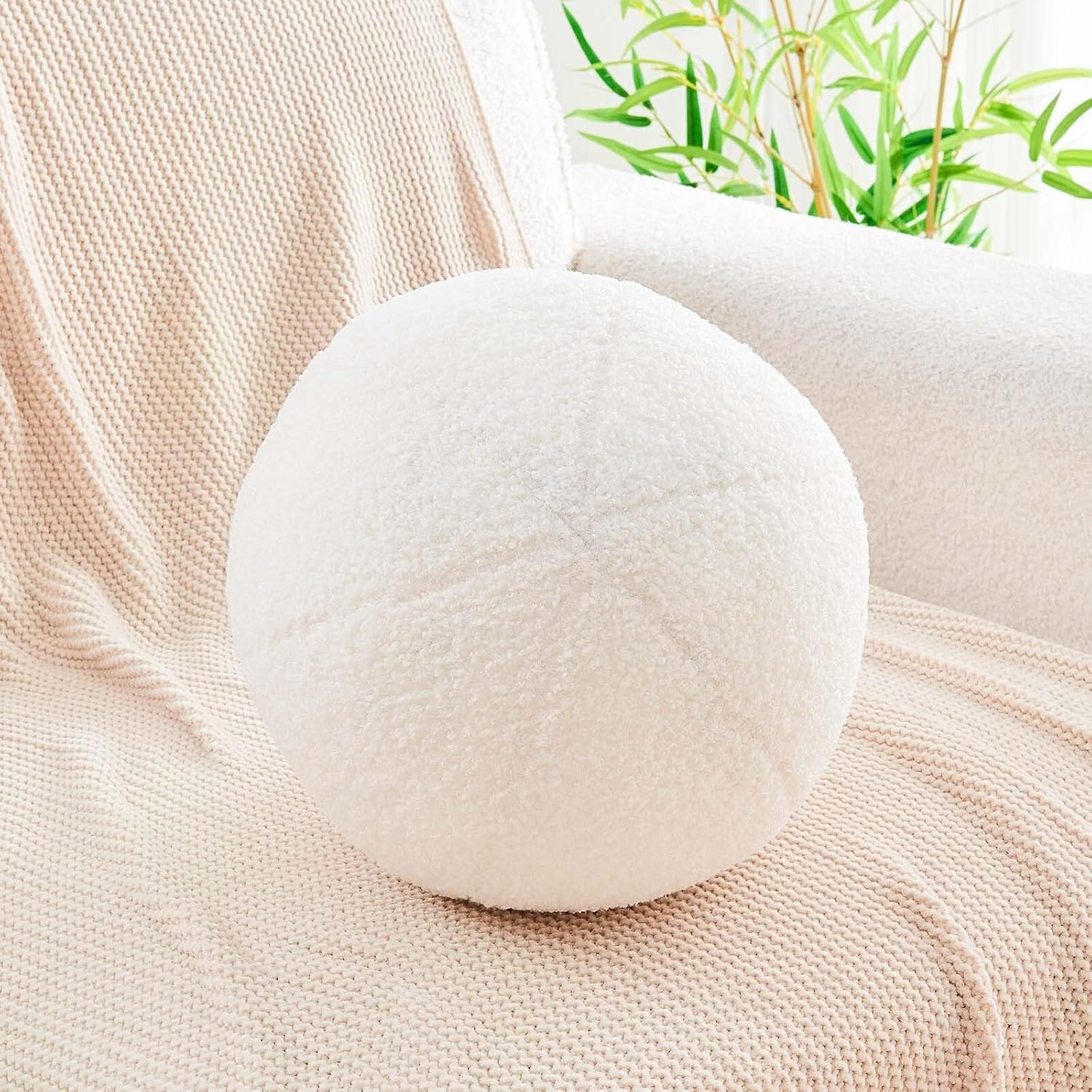Uvvyui Beige Sphere Boucle Plush Pillow Cushion, Soft Decorative Throw Pillow, 11.8 Inch Sphere Pillow for Couch, Sofa, Bedroom