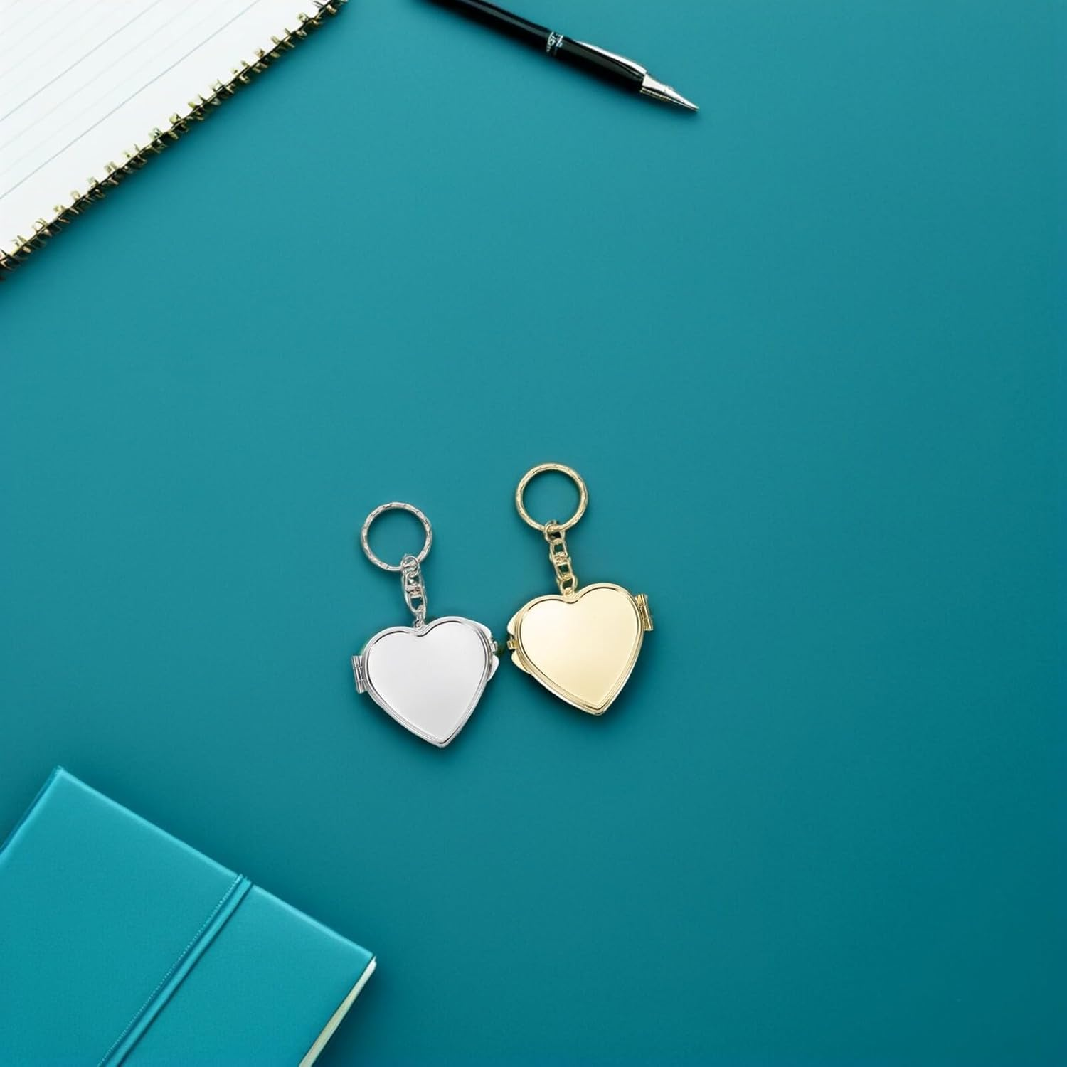 FESTFENDS 2Pcs Mini Heart-Shaped Double-Sided Folding Metal Keychain Mirror, Portable Pocket Makeup Compact for Travel and Teen Vanity Accessories image number 4