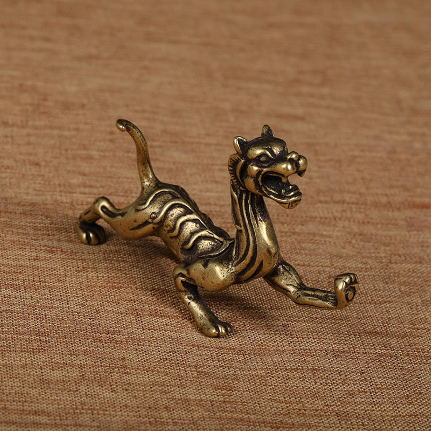 AERICKON Chinese Ancient Mythical Beast Miniature Figurine Dragon Tiger Snake Turtle Statue Feng Shui Ornament Home Decor image number 6