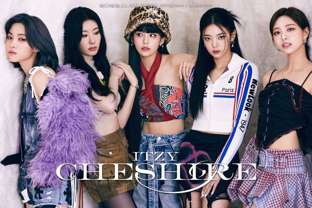 ITZY CHESHIRE 6Th Mini Album C Version Cd+1P Poster+64P Photobook+1P Lyric Paper+2P Photocard+1P 4 Cut Film+1P Neon Photocard+Pob+Tracking Sealed image number 2
