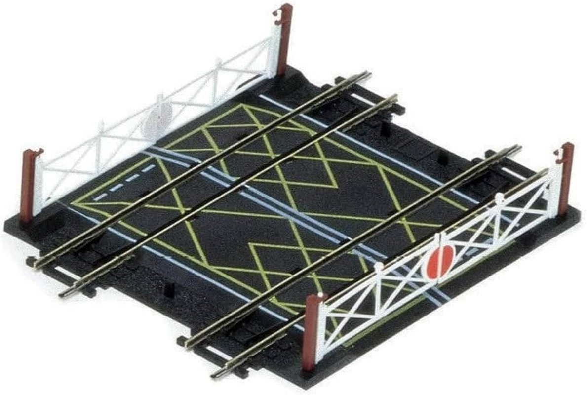 Hornby R646 OO Gauge Level Crossing Single Track - Extra Track Pieces for Model Railway Sets, Model Train Track Pieces - Scale 1:76, Black image number 2