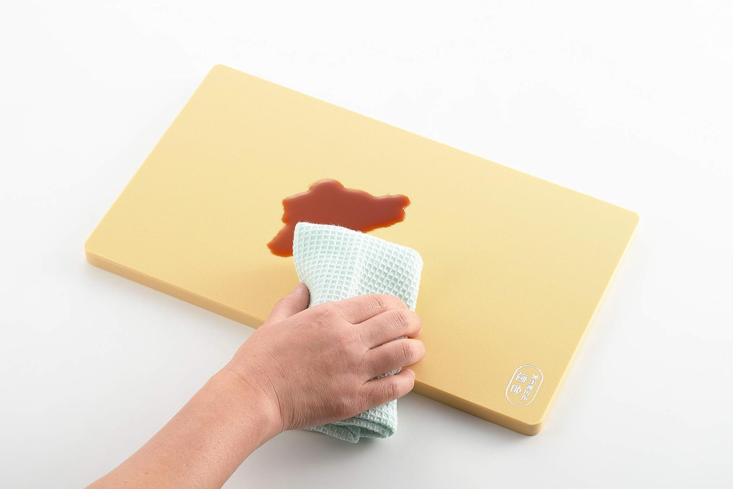 Yoshikawa SJ1494 Cutting Board, Made in Japan, for Cooking, Beige, 13.8 X 8.1 Inches (35 X 20.5 Cm), Antibacterial Elastomer, Soft per Blade image number 5