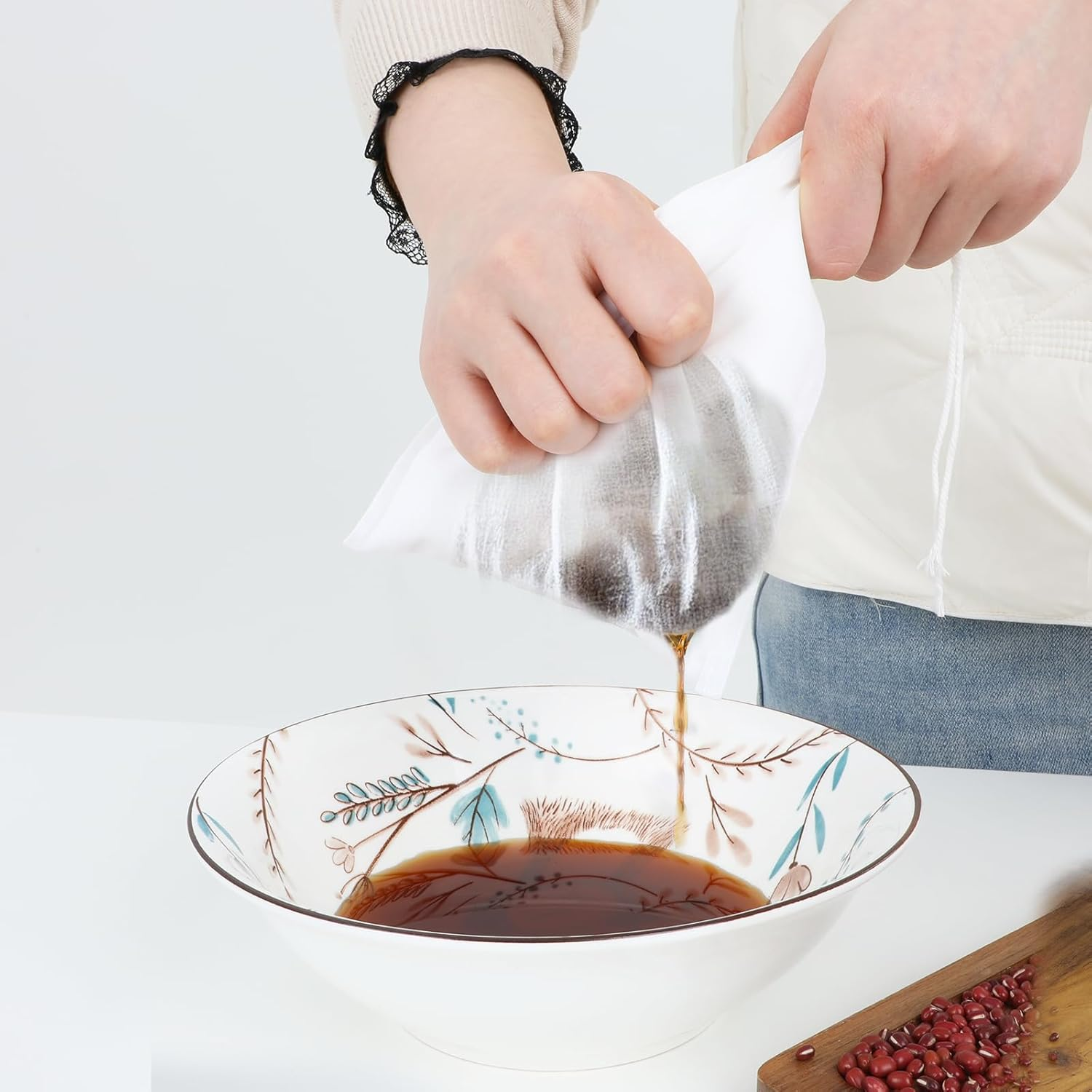 5 PCS Nylon Straining Bag, White Fine Mesh Bag Homebrew Beer Wine Filters for Sediment Brew Bags Mesh Strainer Bag for Home Brewing Hops Grains Wine Dry Hop Beer Making Drawstring Straining image number 3