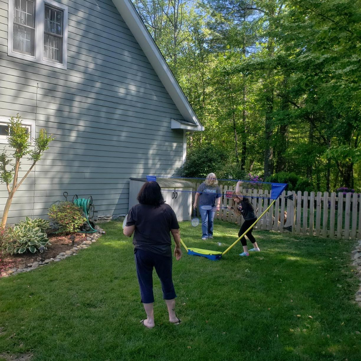 Portable Badminton Net Set,Folding Volleyball Net,2Professional Badminton Racket,2 Shuttlecocks,Family Game,Backyard Sports image number 6